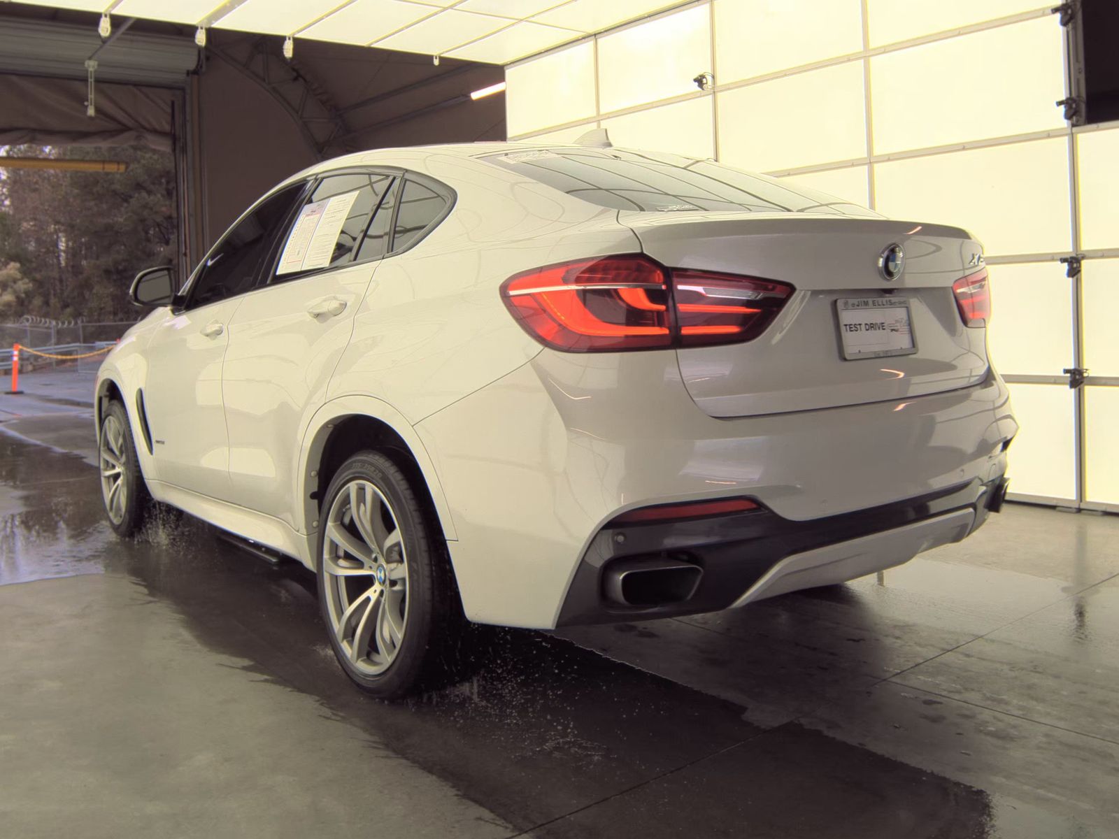 2017 BMW X6 xDrive50i AWD