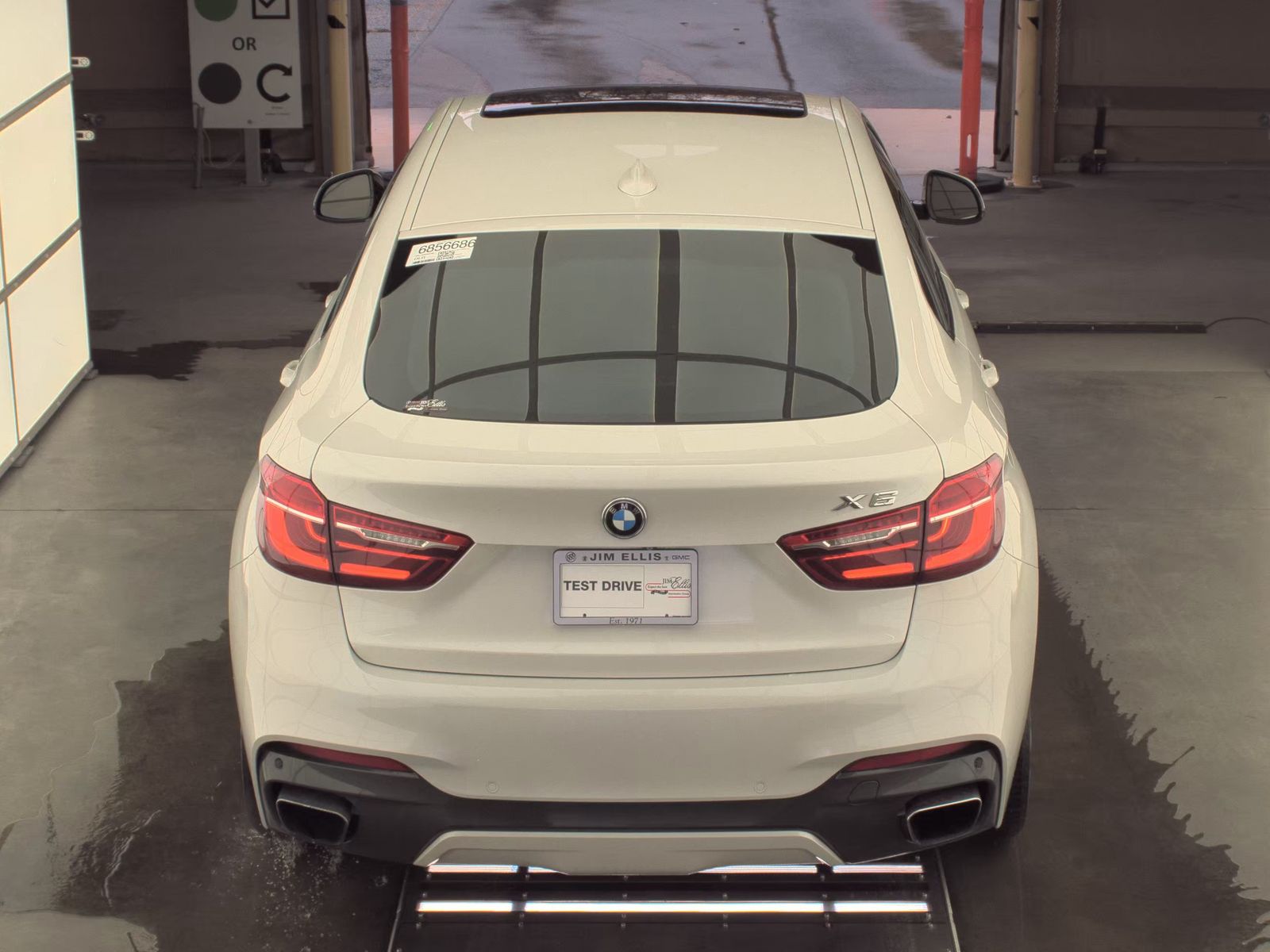 2017 BMW X6 xDrive50i AWD