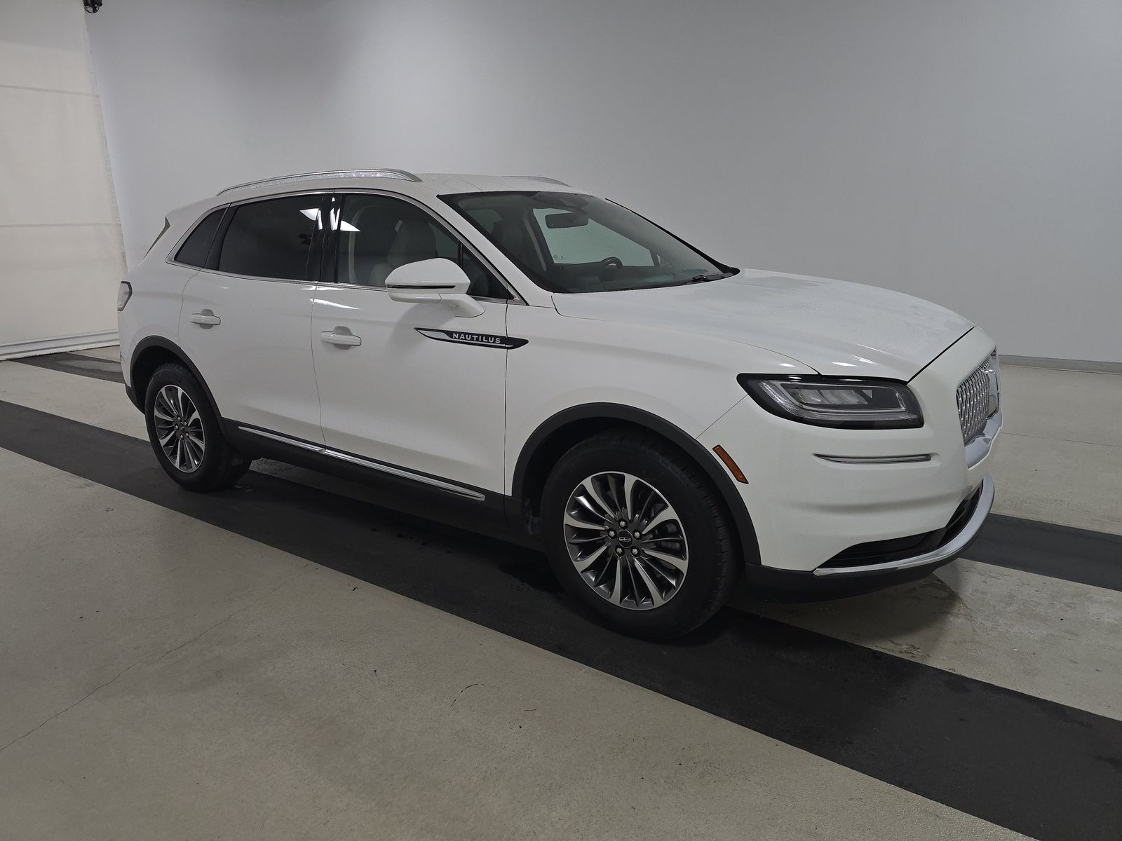 2023 Lincoln Nautilus Standard AWD
