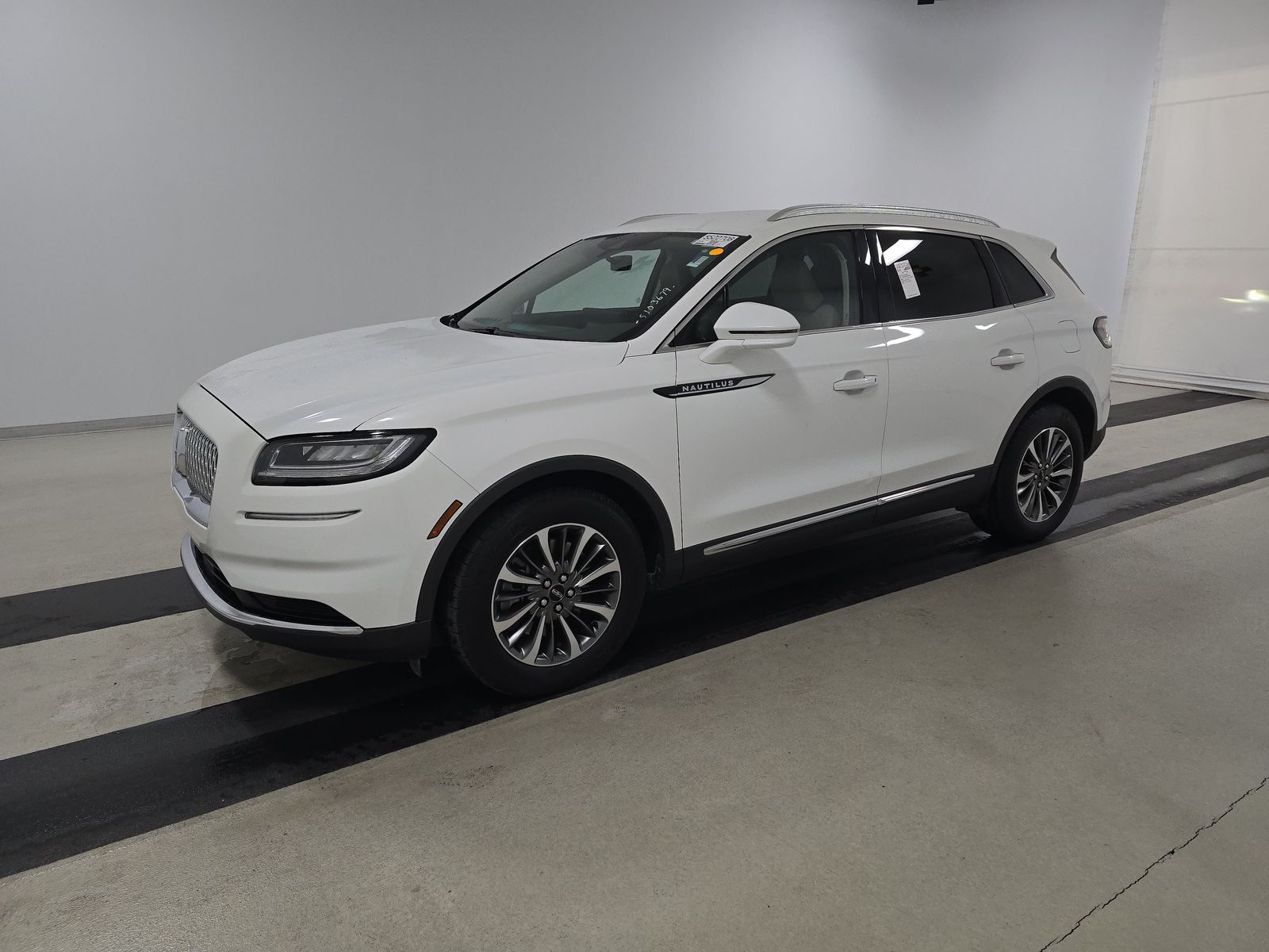 2023 Lincoln Nautilus Standard AWD