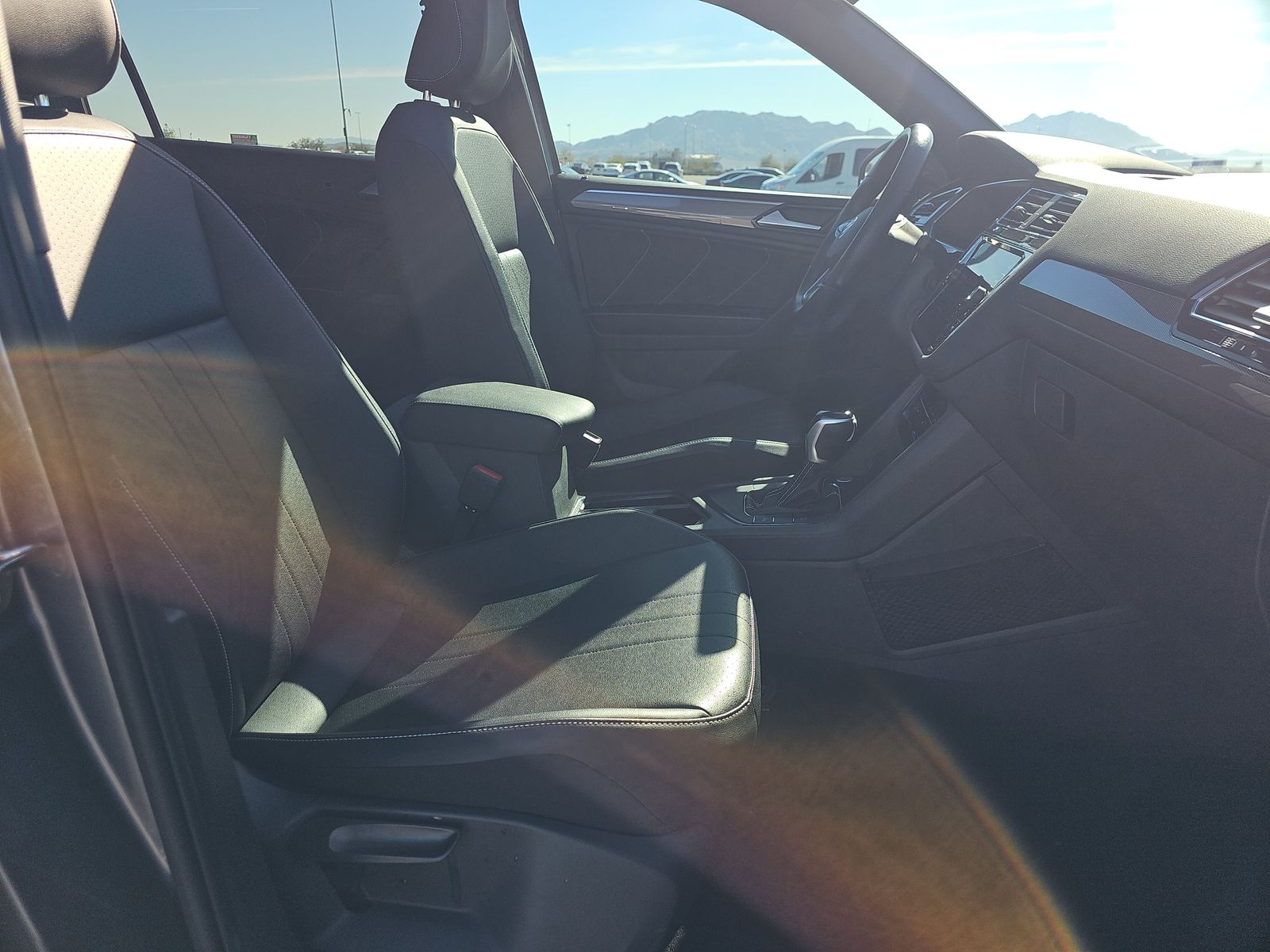 2023 Volkswagen Tiguan 2.0T SE R-Line Black FWD