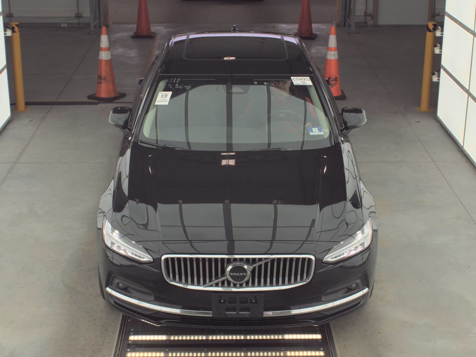 2023 Volvo S90 B6 Plus AWD