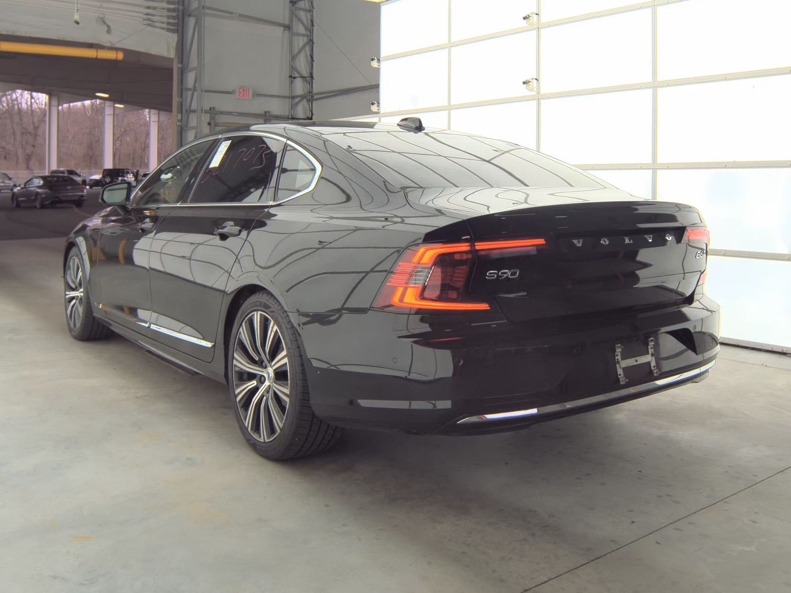 2023 Volvo S90 B6 Plus AWD