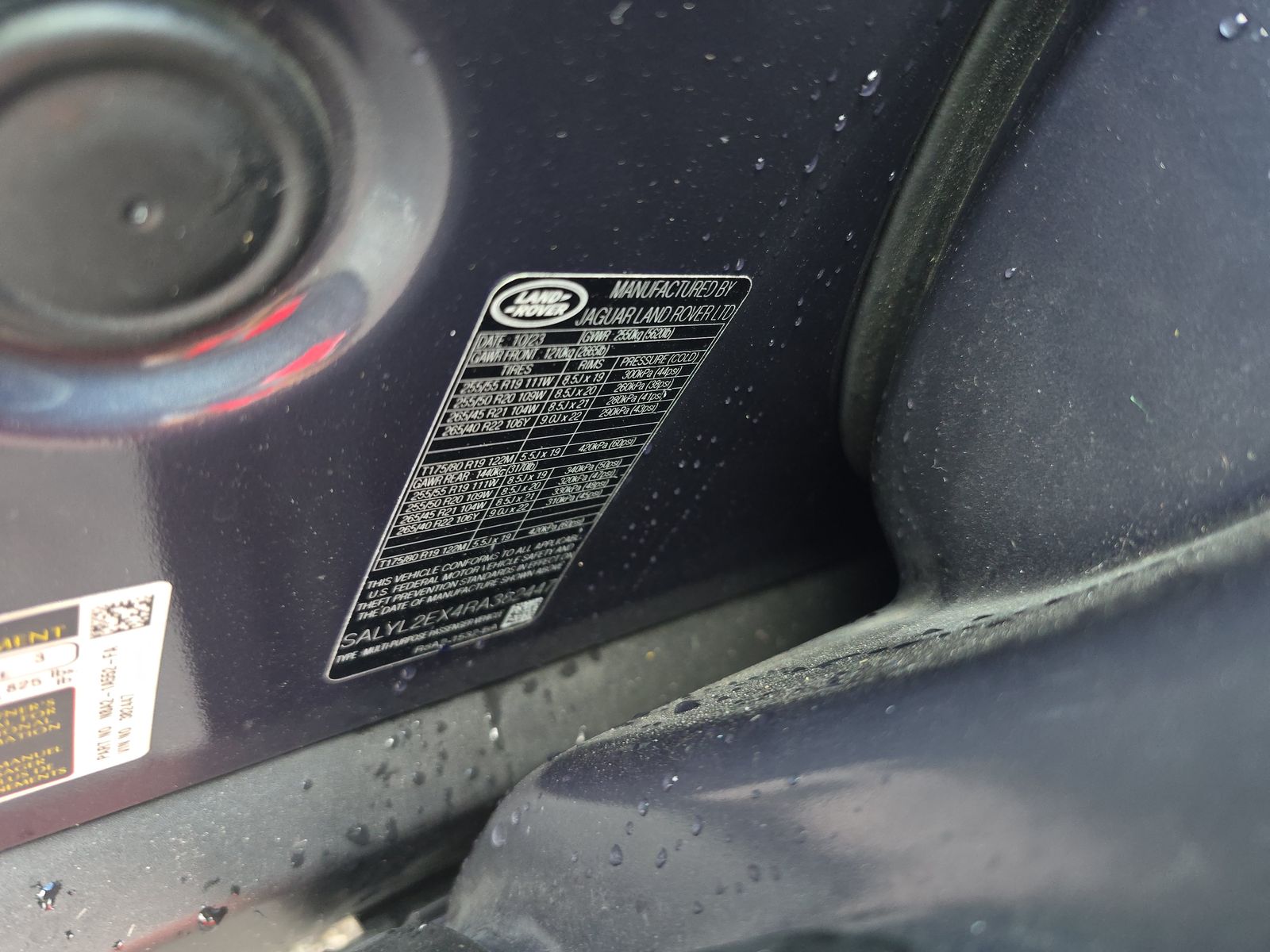 2024 Land Rover Range Rover Velar Dynamic SE AWD