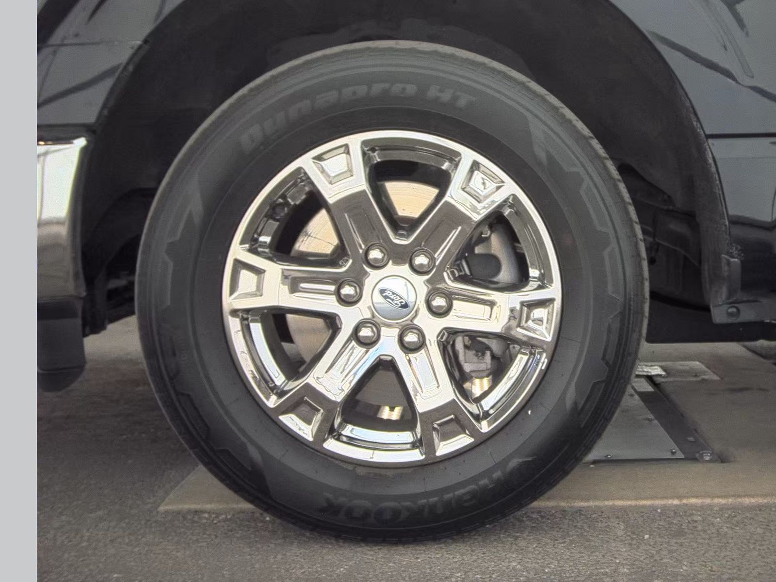 2023 Ford F-150 XLT RWD