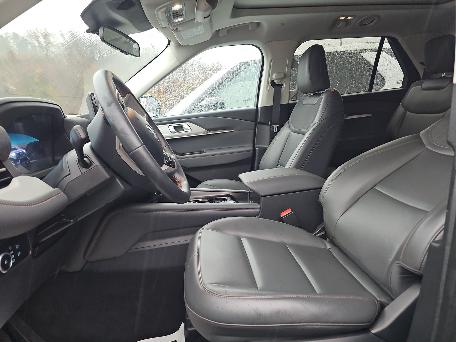 2025 Ford Explorer Active AWD