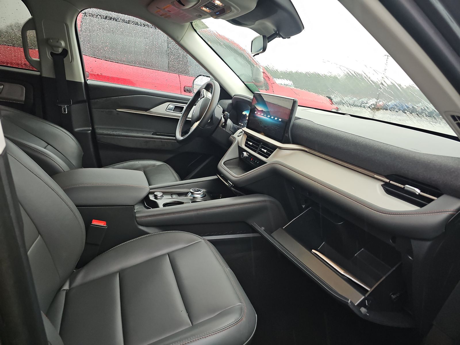 2025 Ford Explorer Active AWD