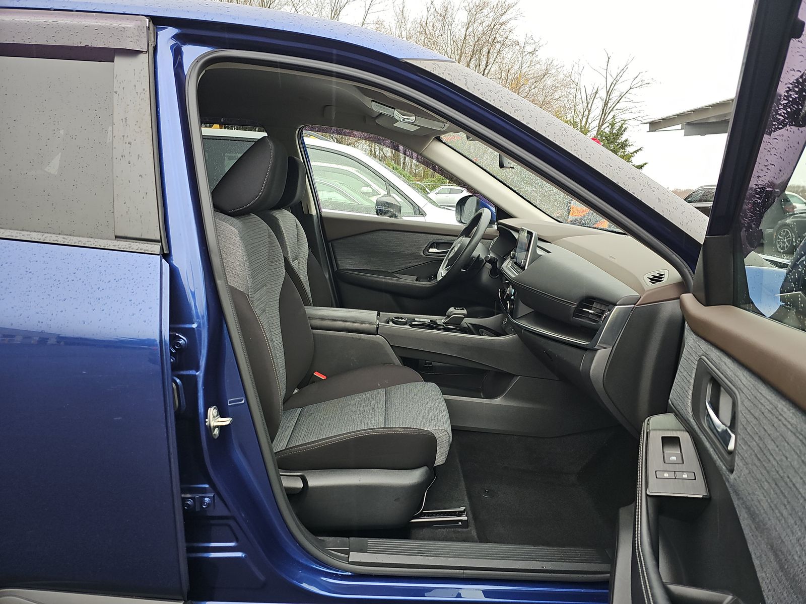 2023 Nissan Rogue SV AWD