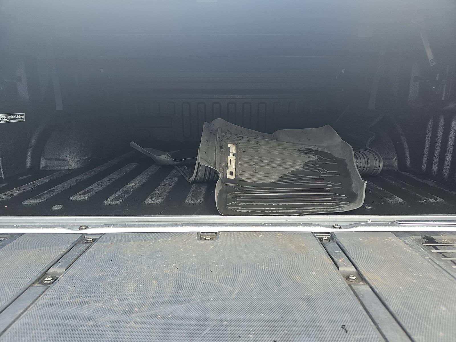 2022 Ford F-150 Lariat AWD