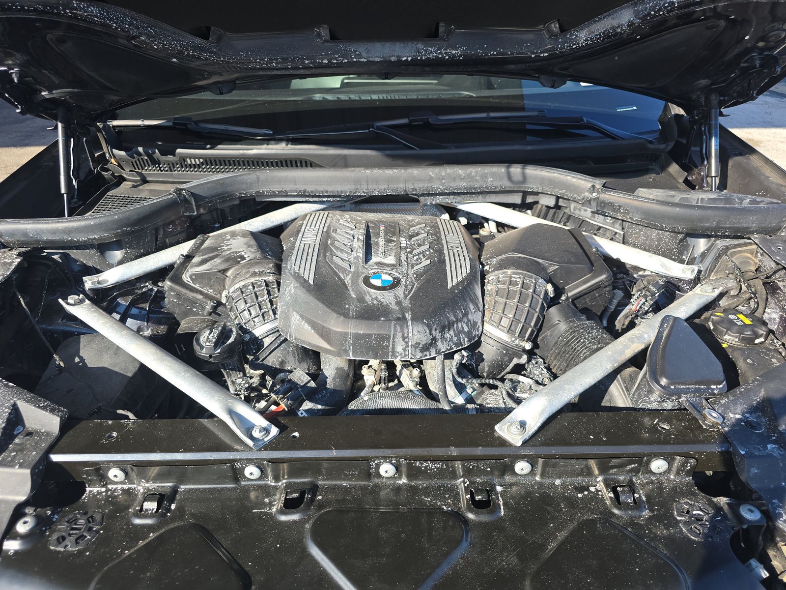 2020 BMW X6 M50i AWD