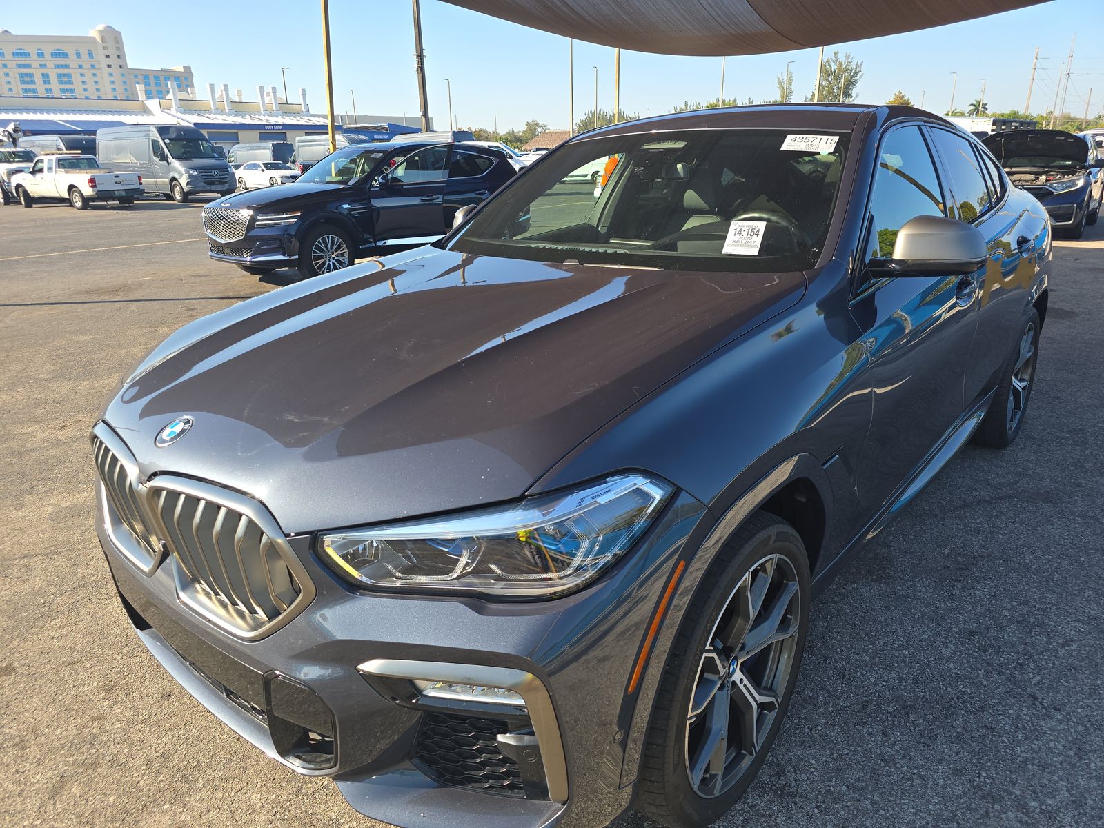 2020 BMW X6 M50i AWD