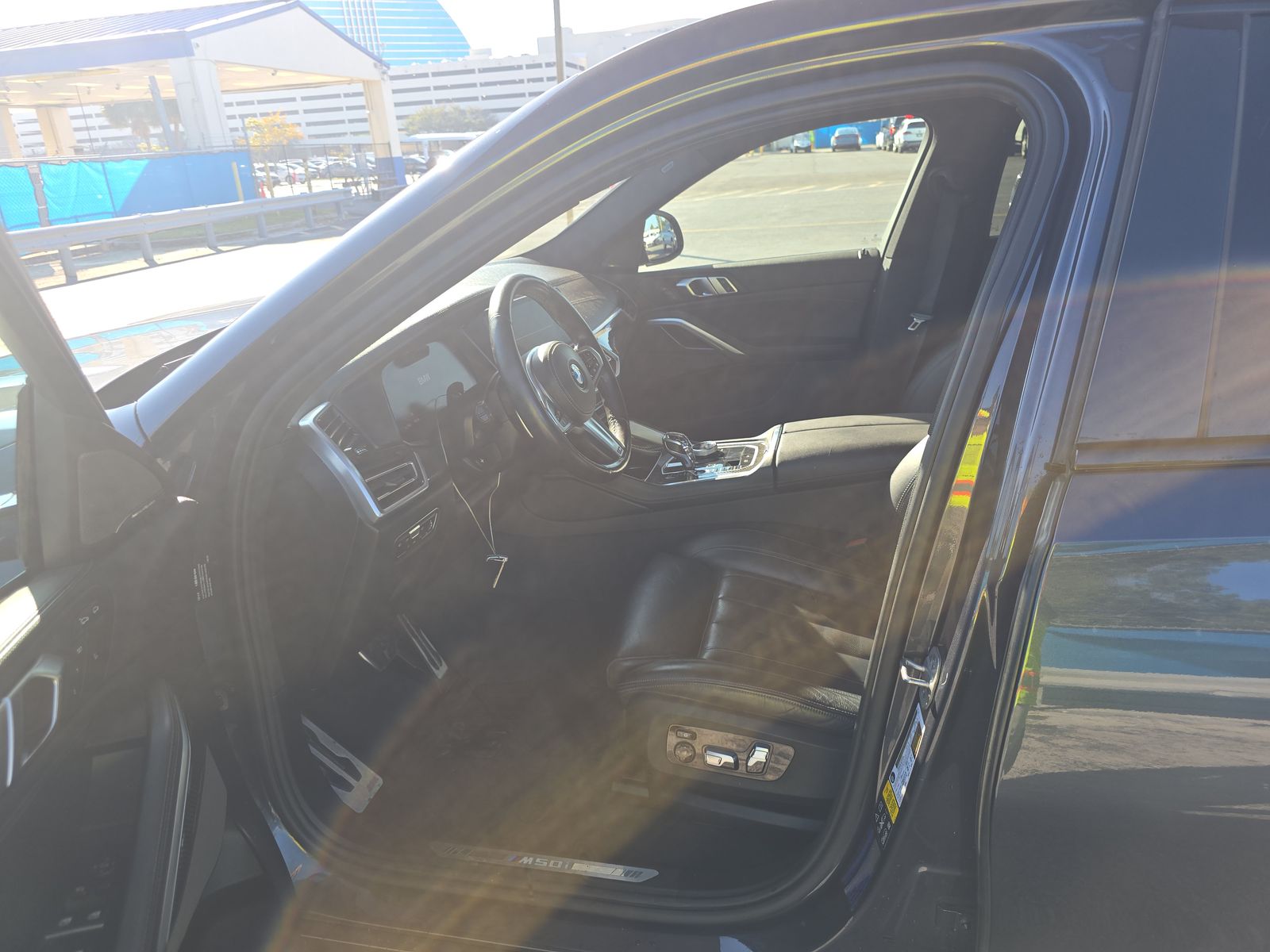 2020 BMW X6 M50i AWD