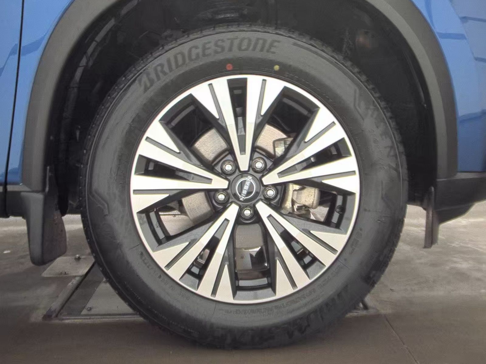 2023 Nissan Rogue SV AWD