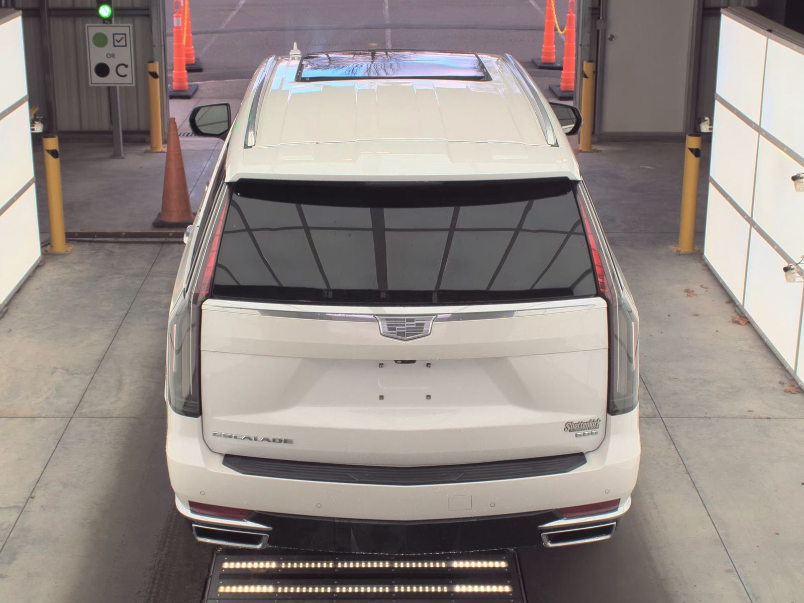 2023 Cadillac Escalade Premium Luxury Platinum FWD