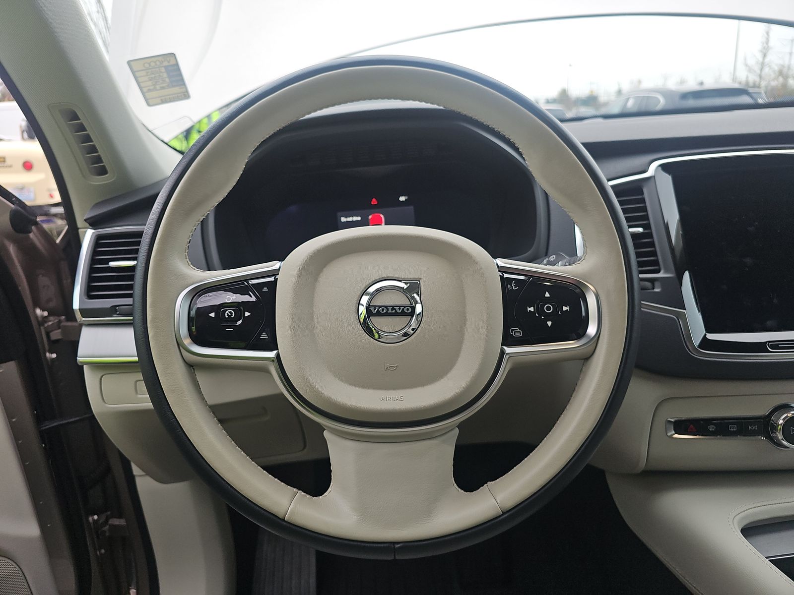 2024 Volvo XC90 B5 Core AWD