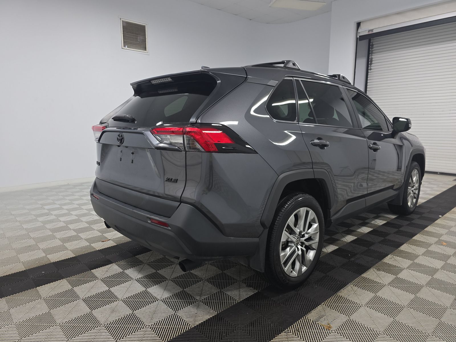 2024 Toyota RAV4 XLE Premium FWD