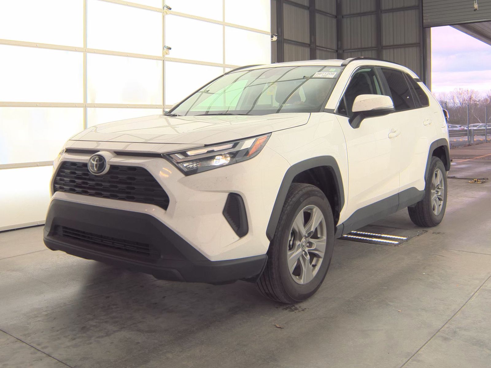 2024 Toyota RAV4 XLE FWD