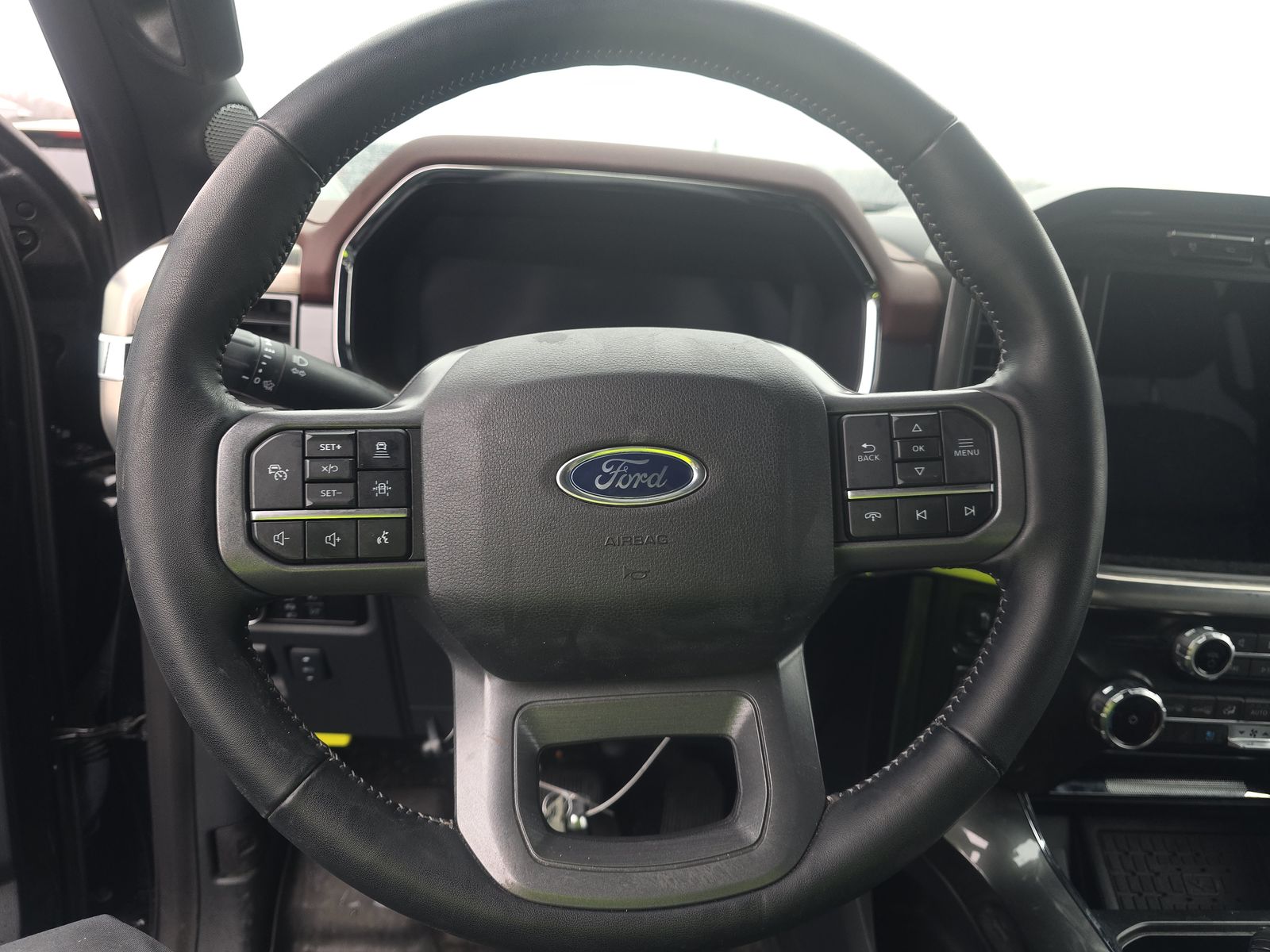 2023 Ford F-150 Hybrid Lariat AWD