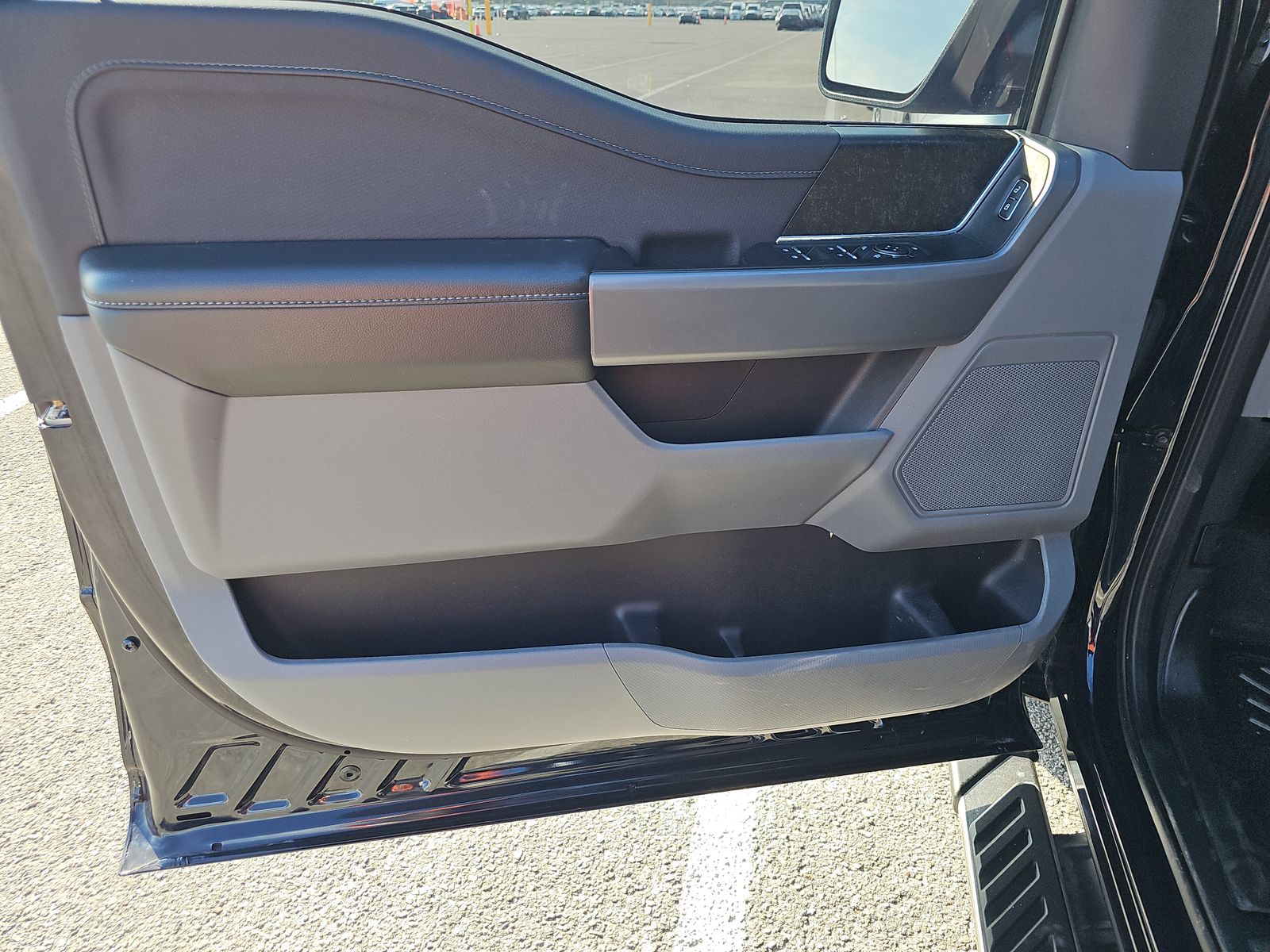 2023 Ford F-150 XLT RWD