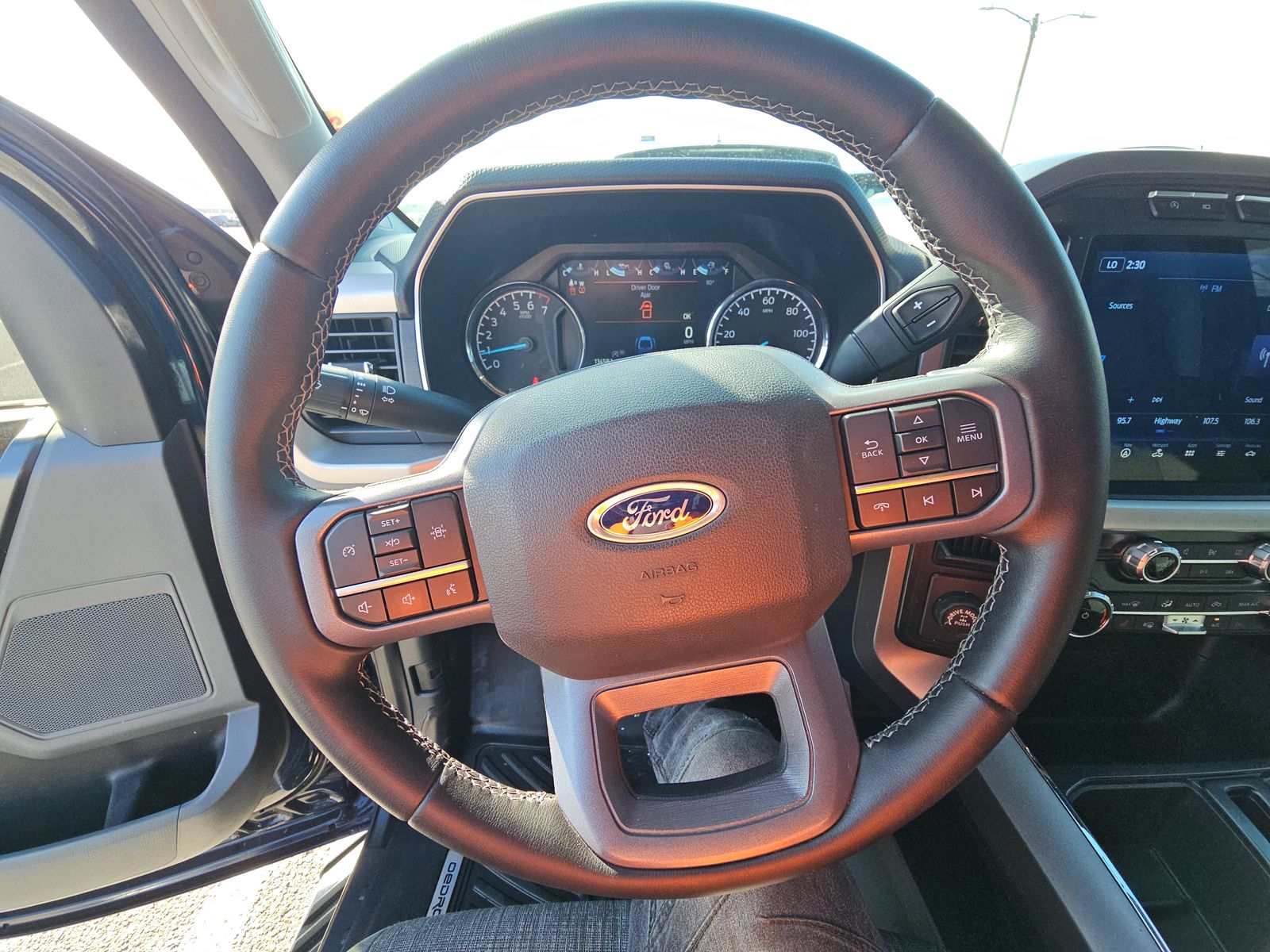 2023 Ford F-150 XLT RWD