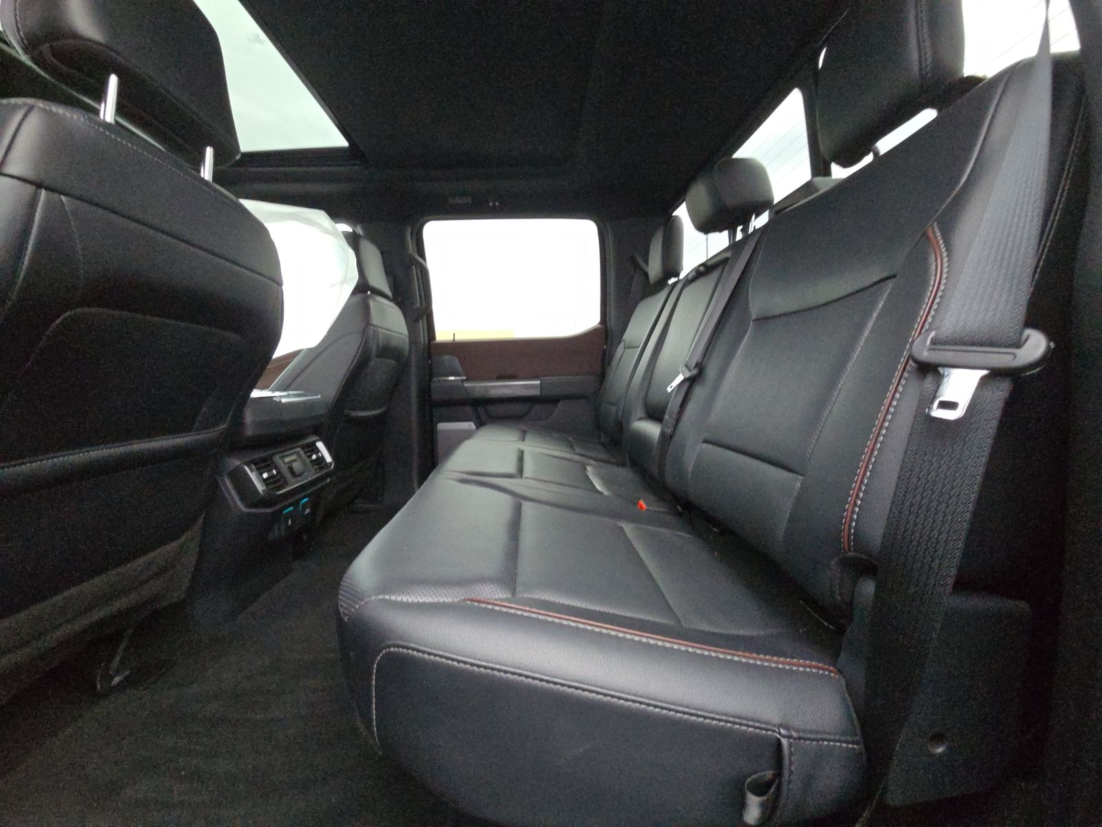 2023 Ford F-150 Lariat AWD