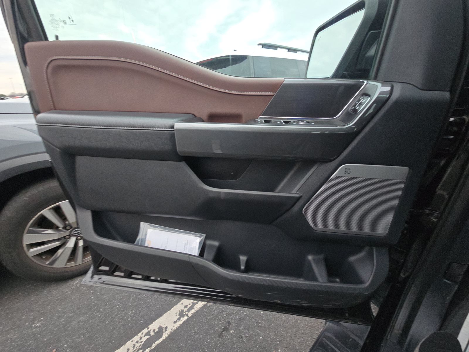 2023 Ford F-150 Lariat AWD