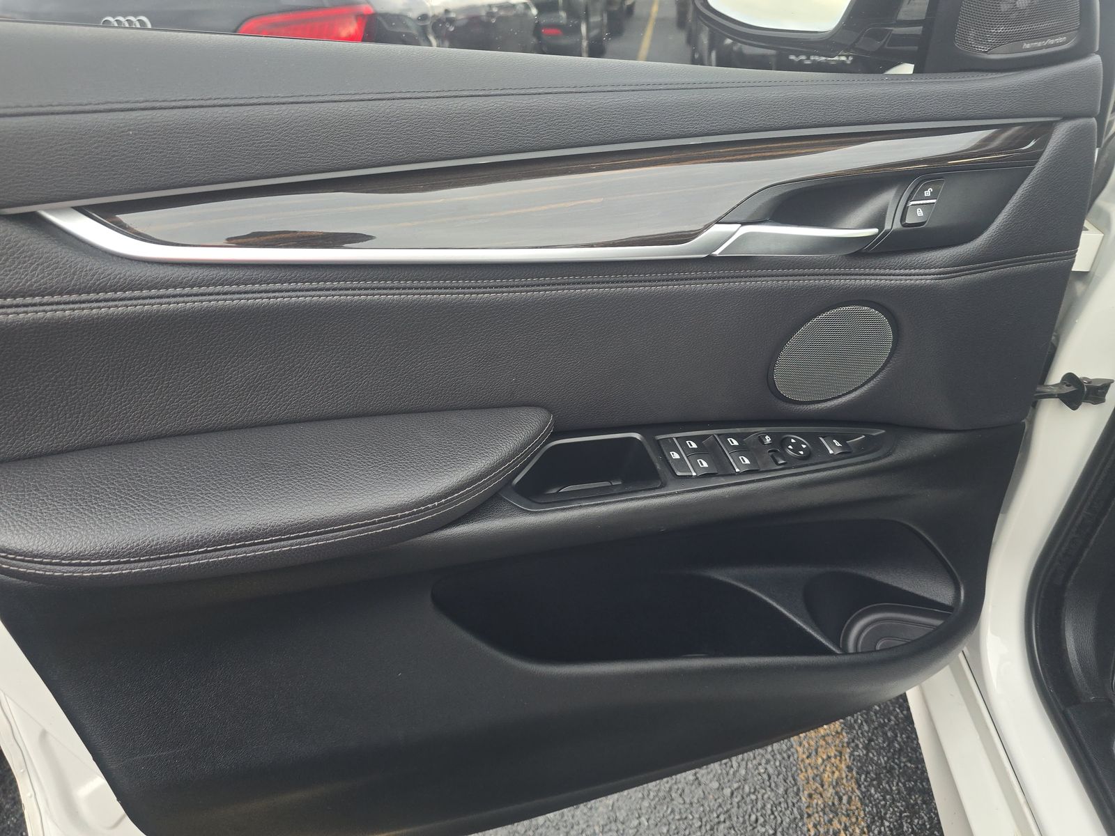 2017 BMW X6 xDrive50i AWD