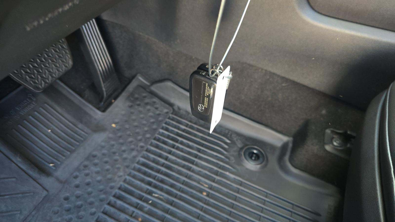 2023 Toyota Highlander XLE FWD