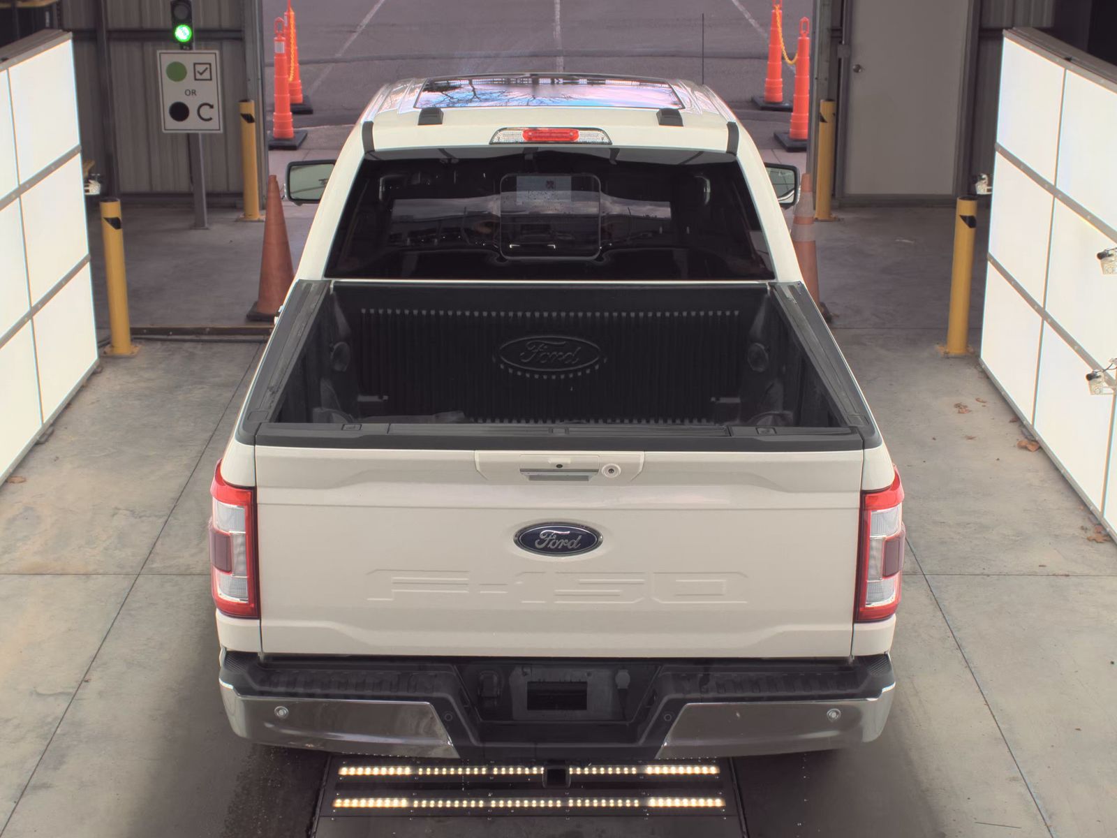 2023 Ford F-150 Hybrid Lariat AWD