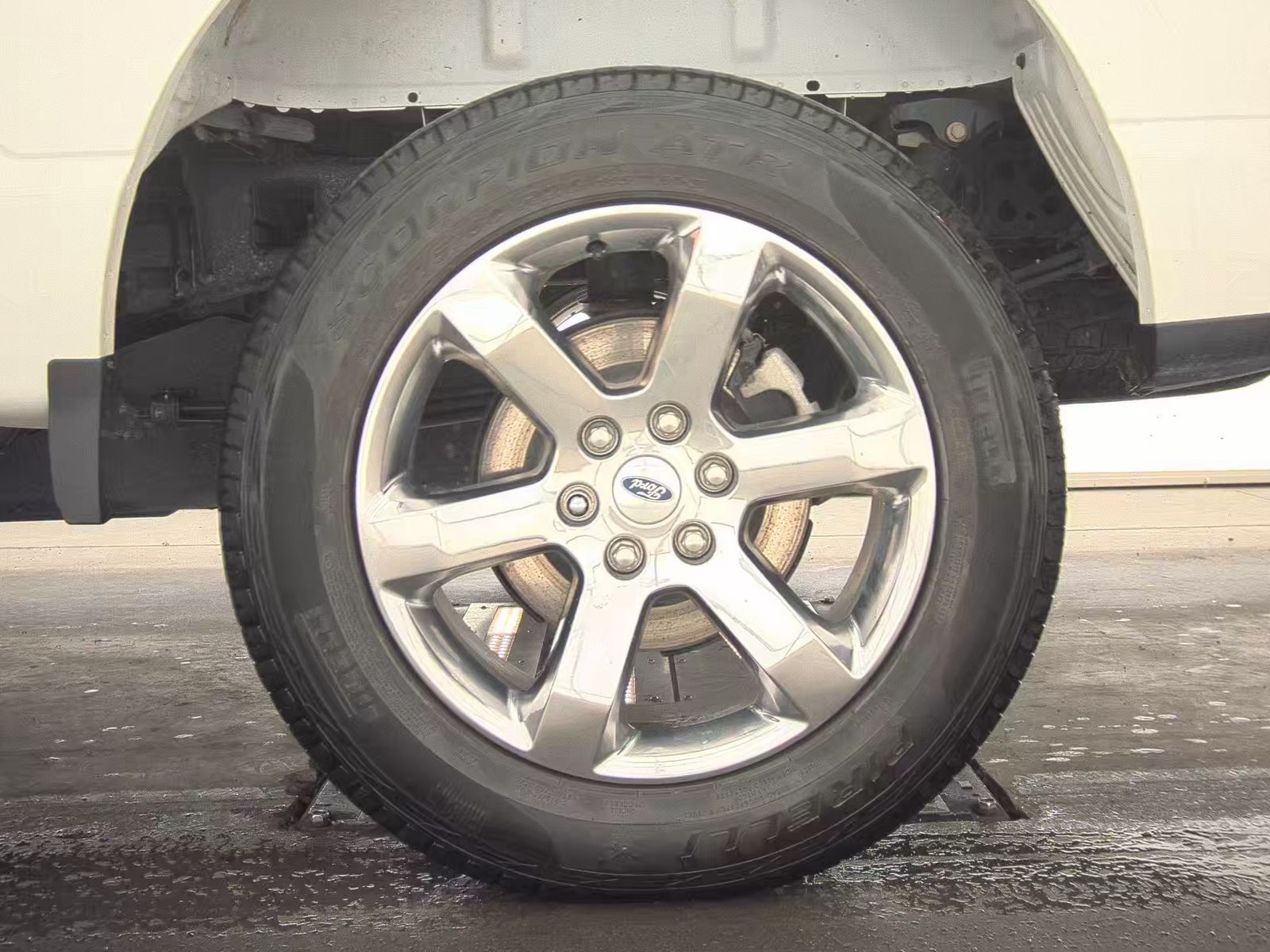 2023 Ford F-150 Hybrid Lariat AWD