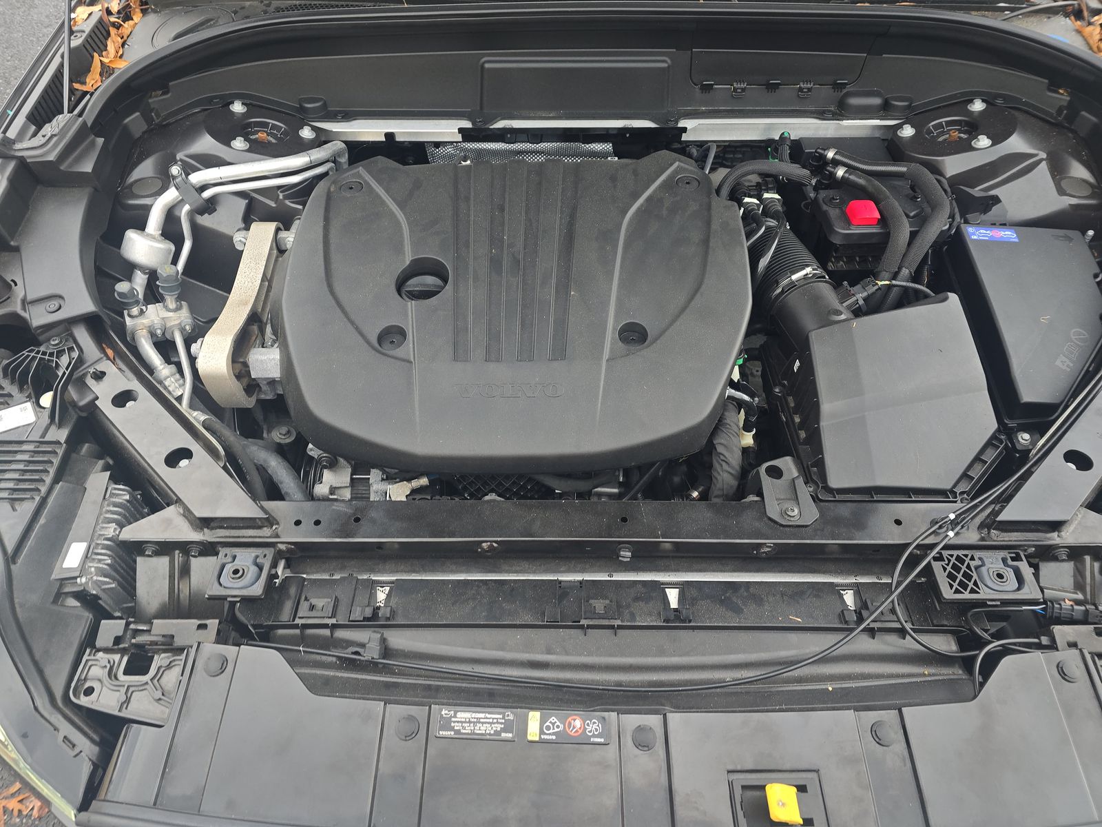 2022 Volvo XC60 B5 Momentum AWD