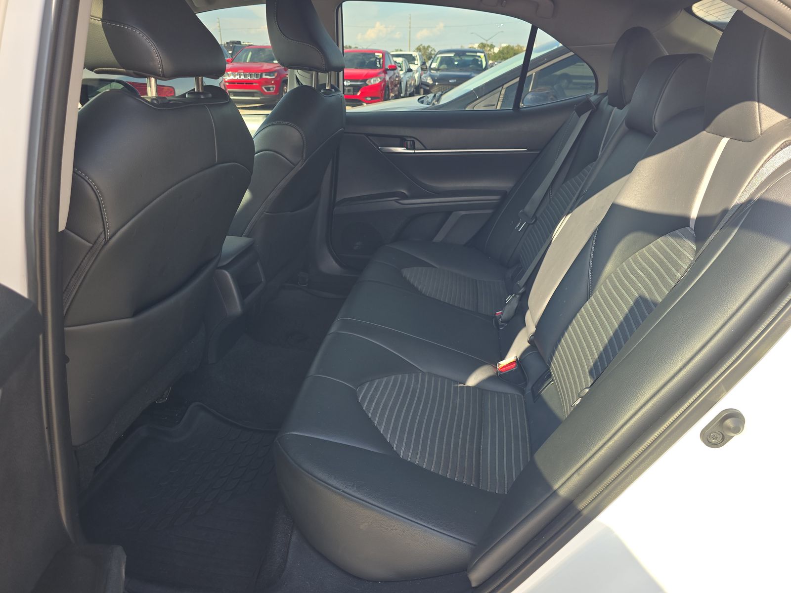 2023 Toyota Camry SE FWD