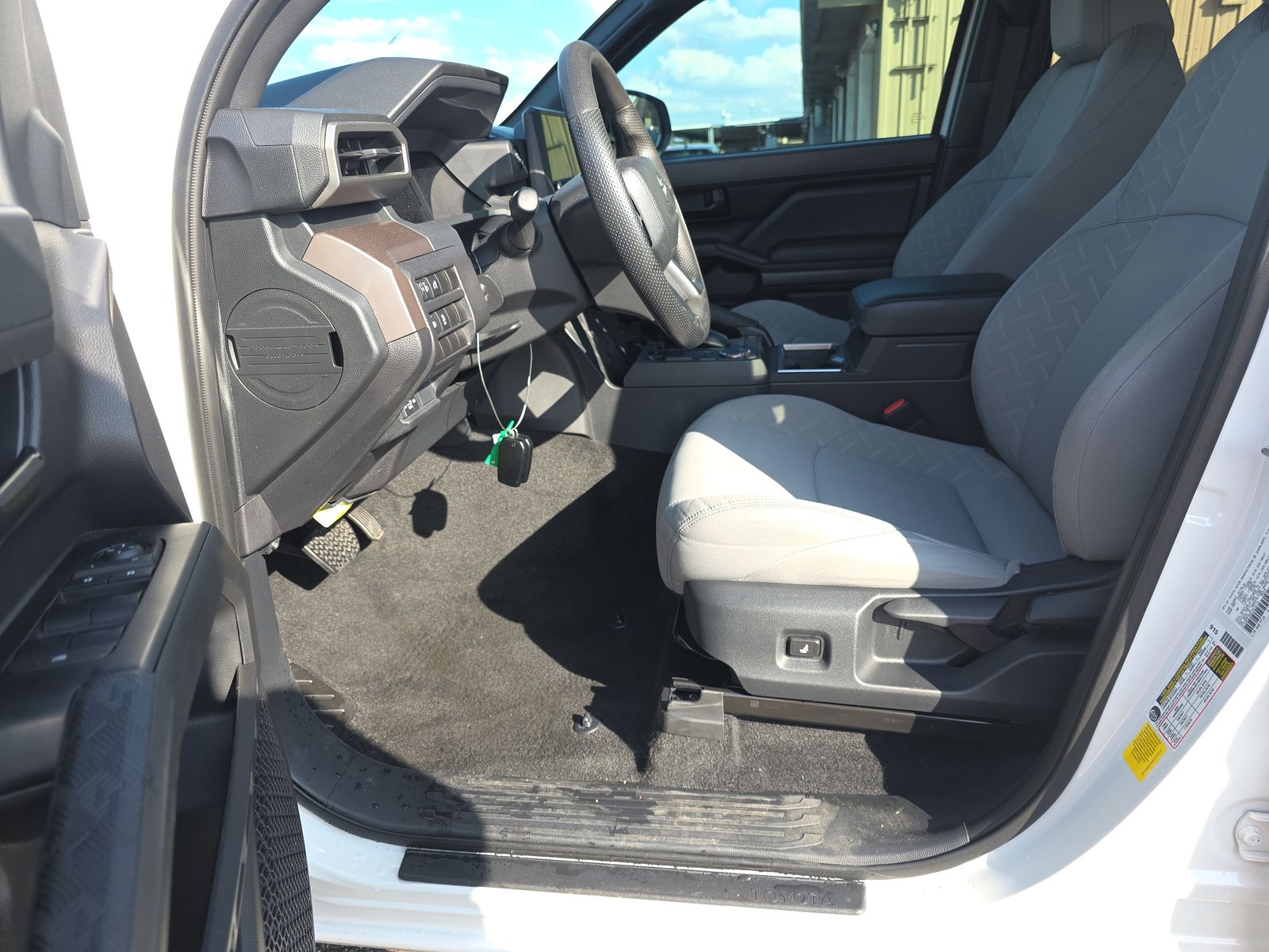 2024 Toyota Tacoma SR5 RWD