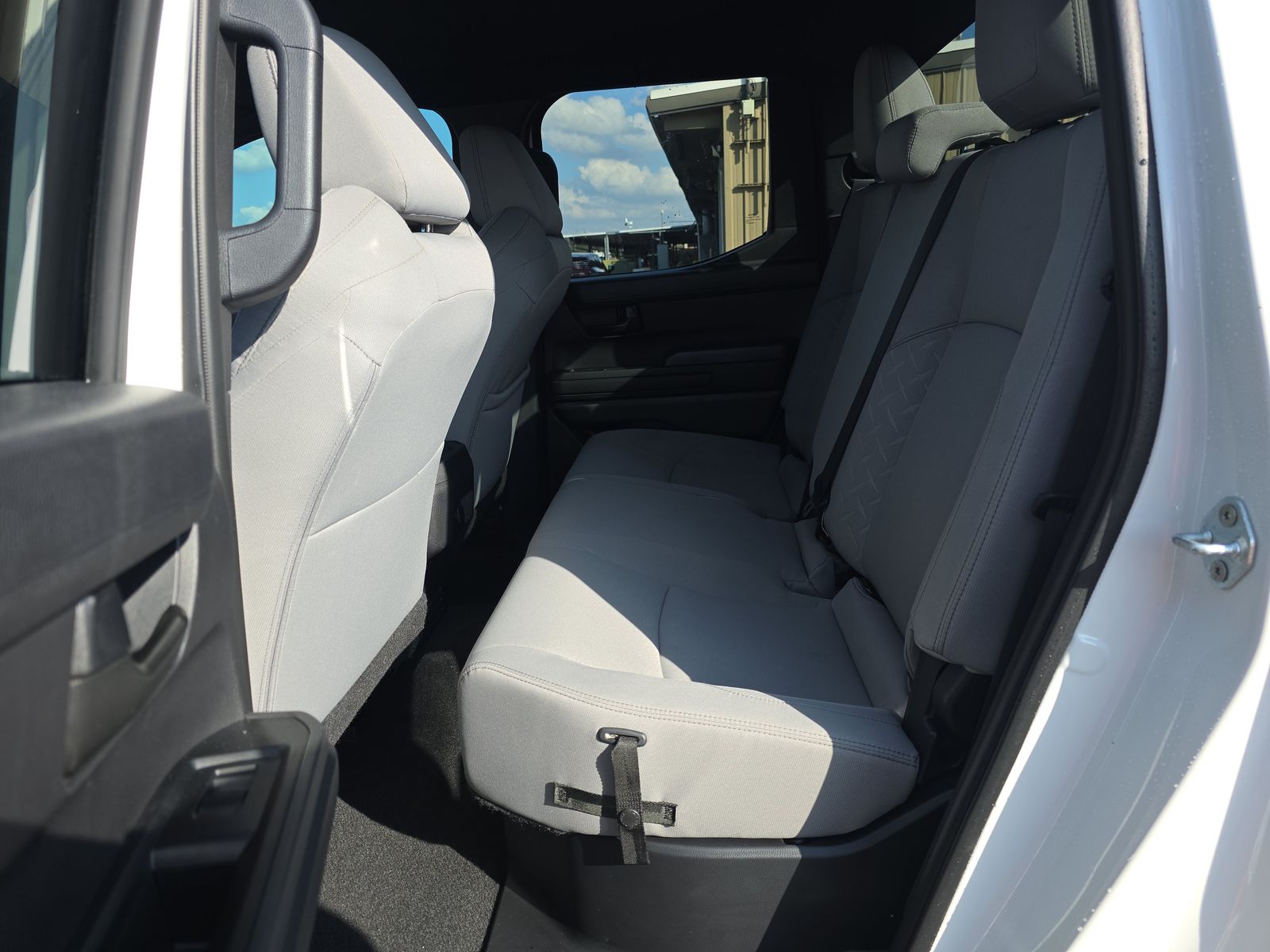 2024 Toyota Tacoma SR5 RWD