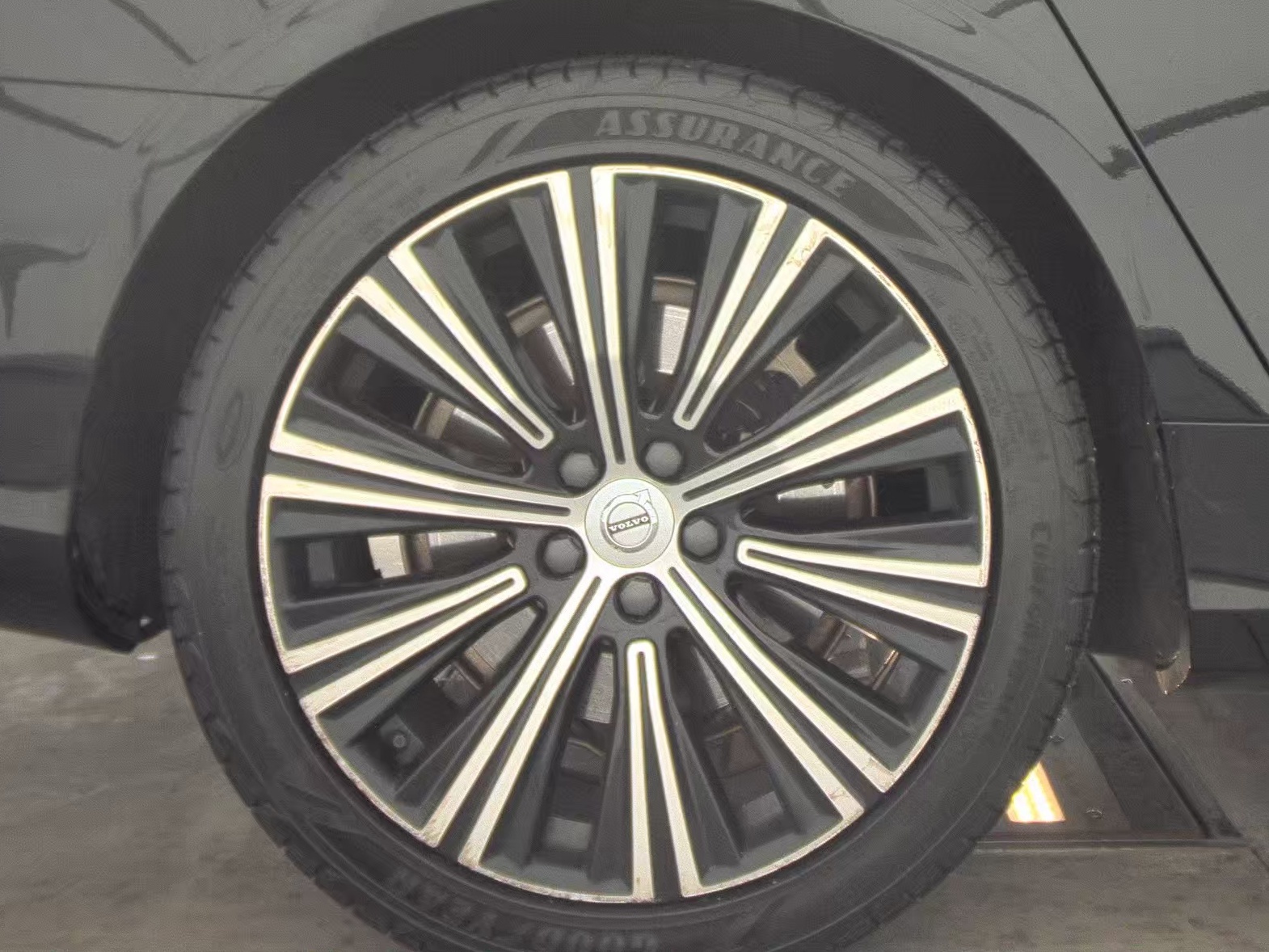 2023 Volvo S90 B6 Plus Bright Theme AWD