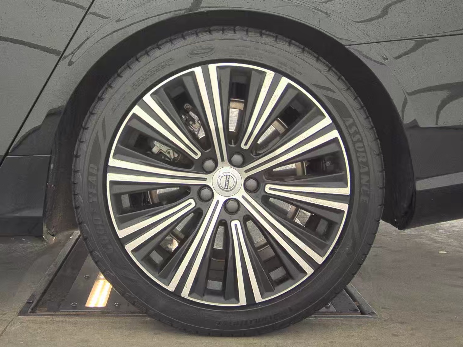 2023 Volvo S90 B6 Plus Bright Theme AWD