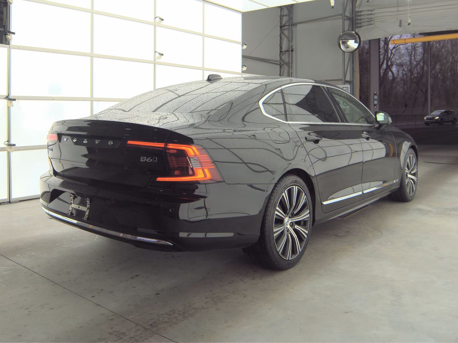 2023 Volvo S90 B6 Plus Bright Theme AWD