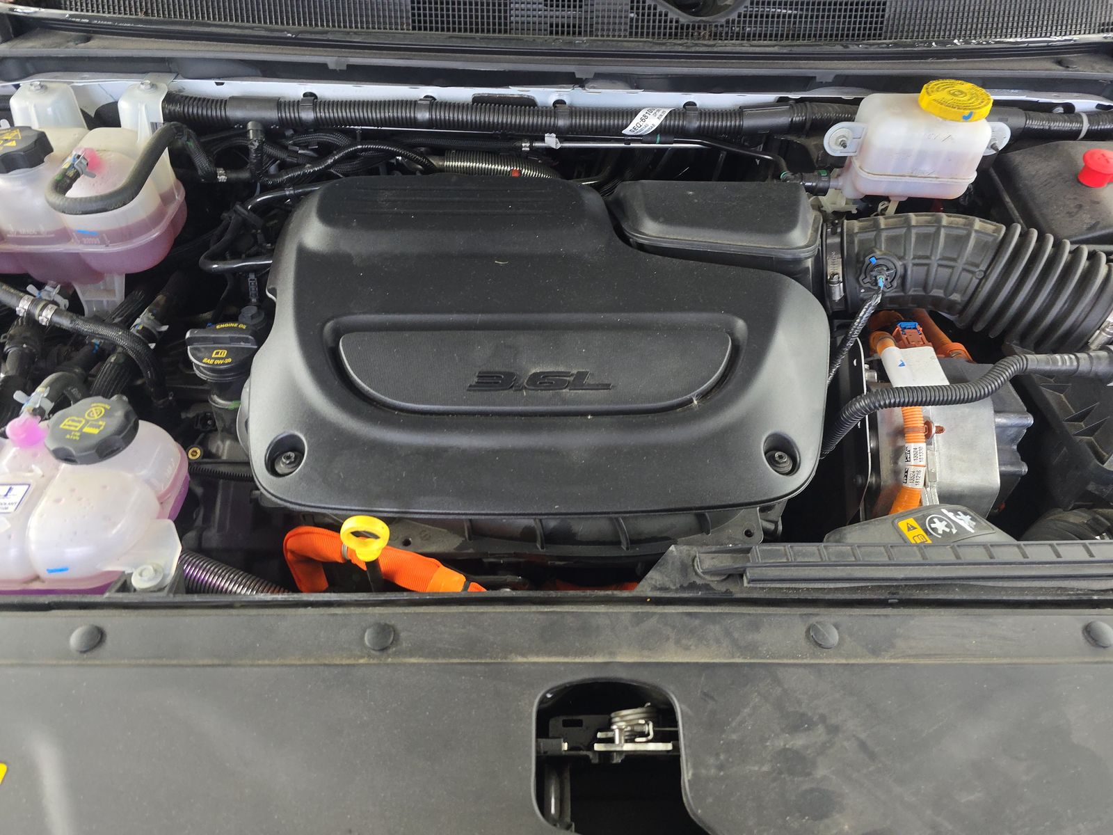 2025 Chrysler Pacifica Hybrid Select FWD