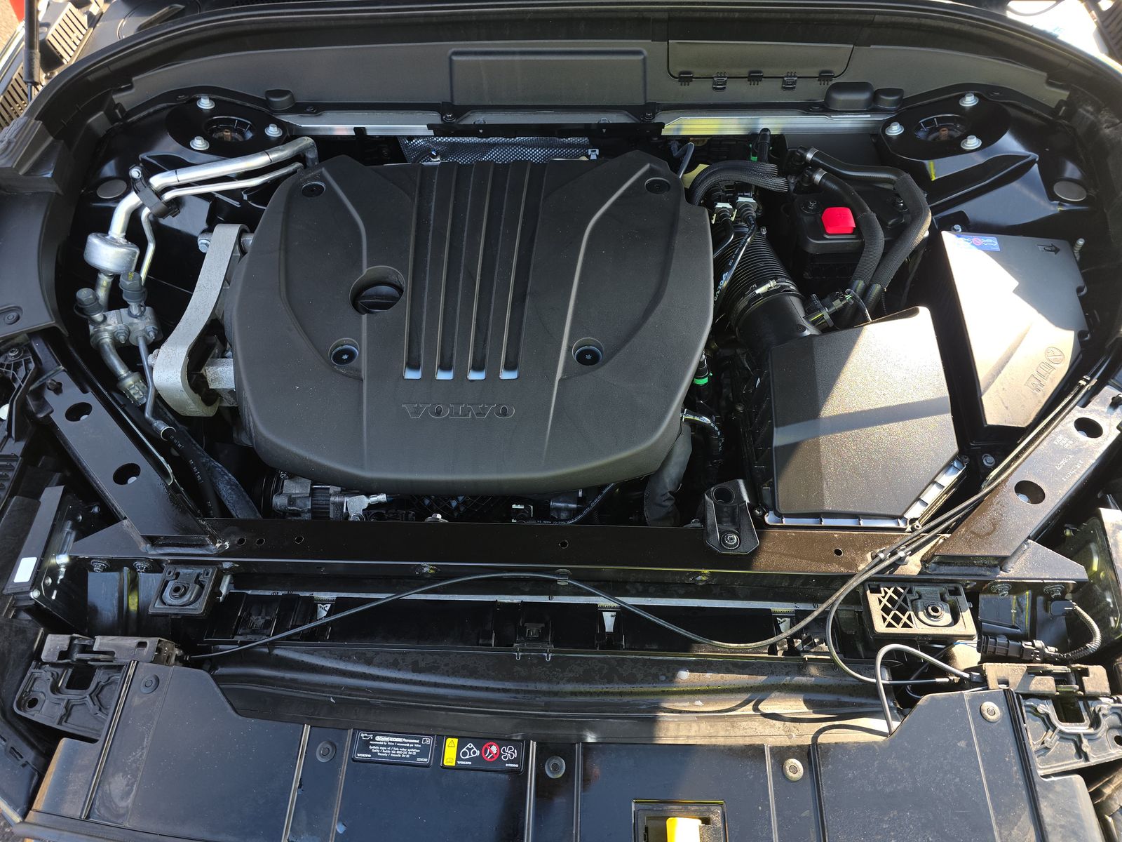 2023 Volvo XC60 B5 Plus AWD