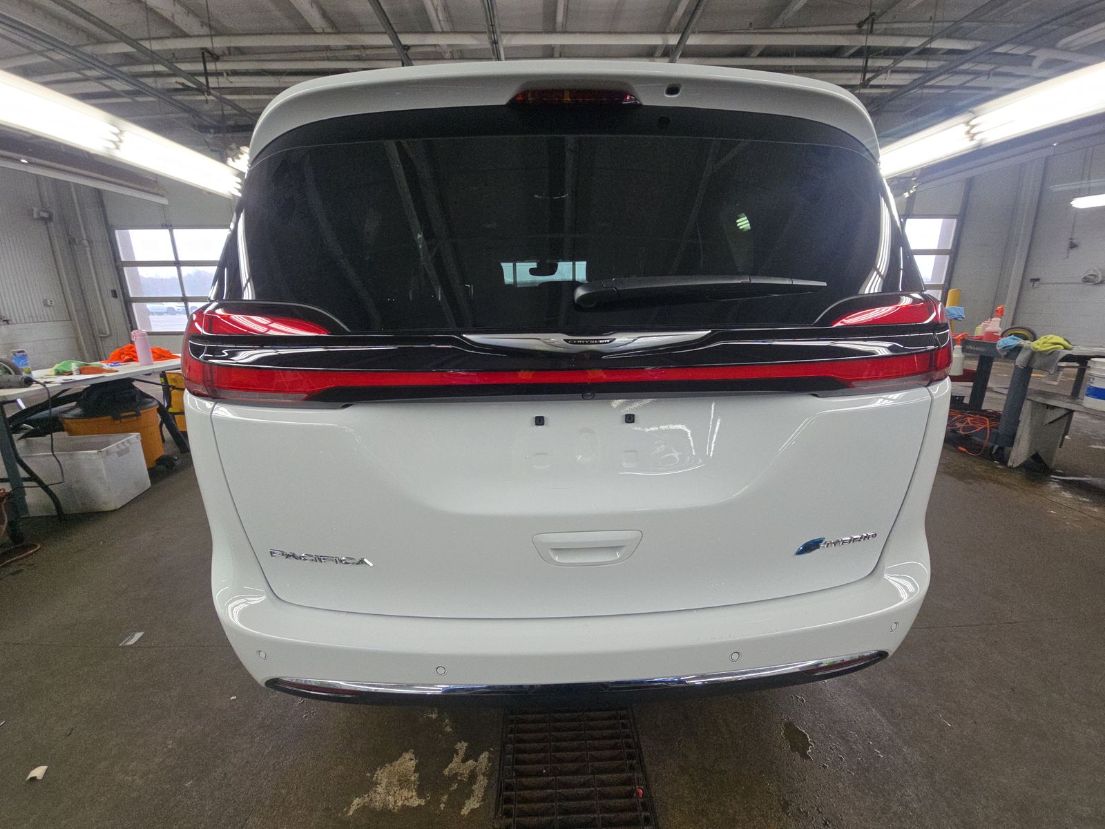 2025 Chrysler Pacifica Hybrid Select FWD