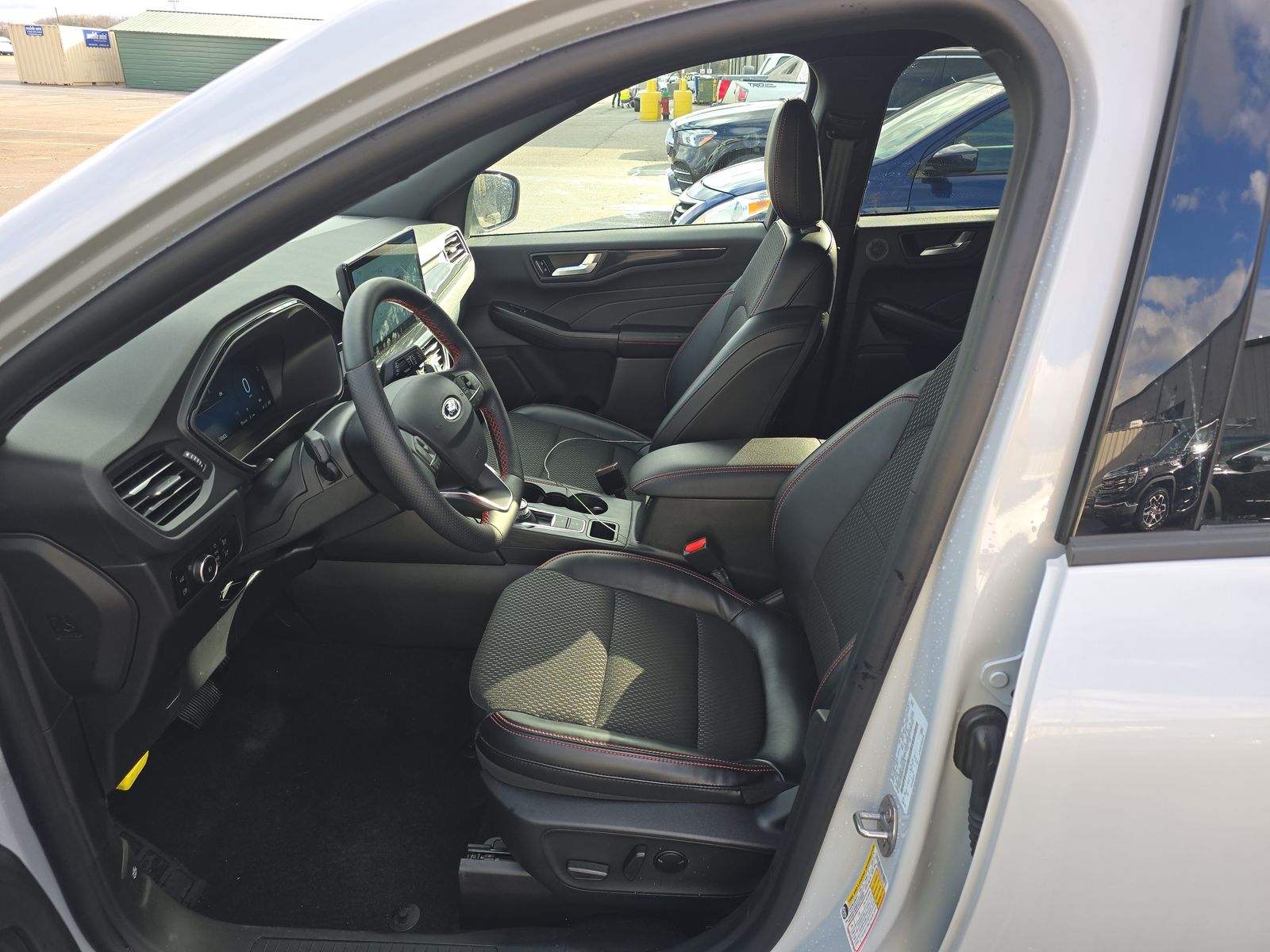 2025 Ford Escape Hybrid ST-Line Elite AWD