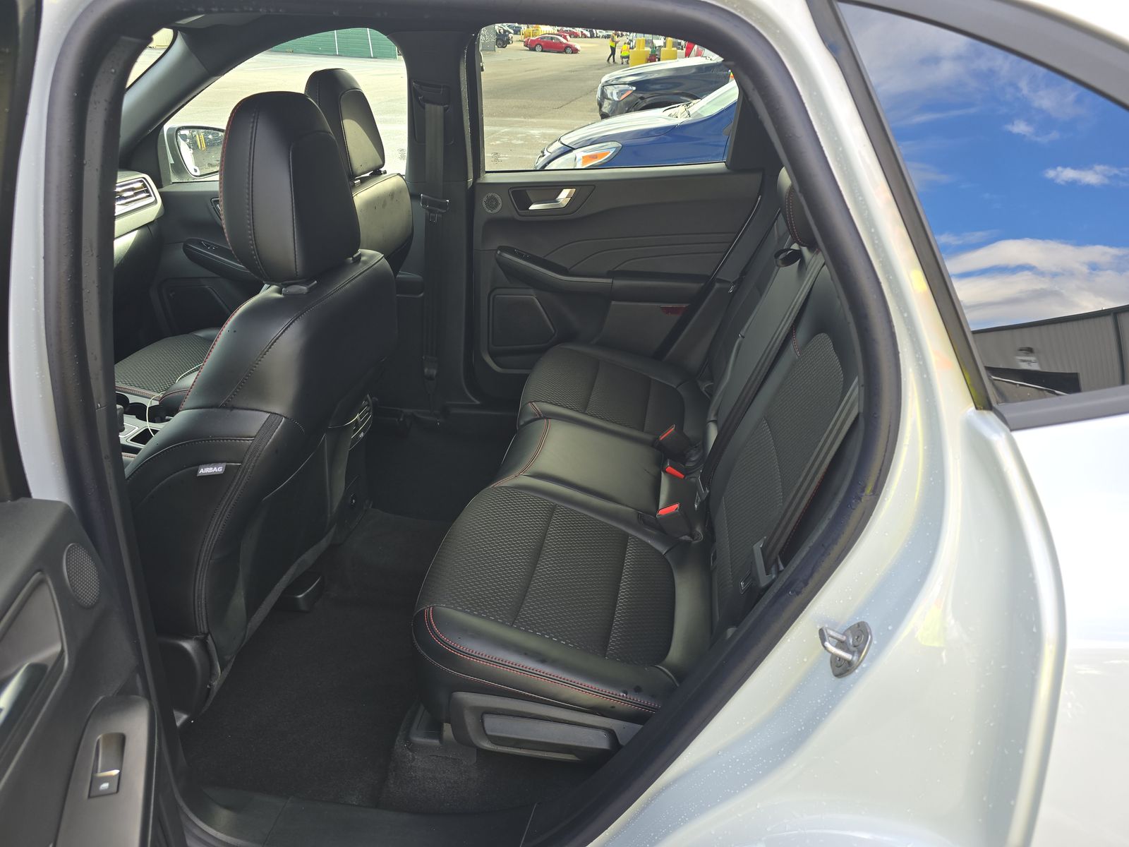 2025 Ford Escape Hybrid ST-Line Elite AWD