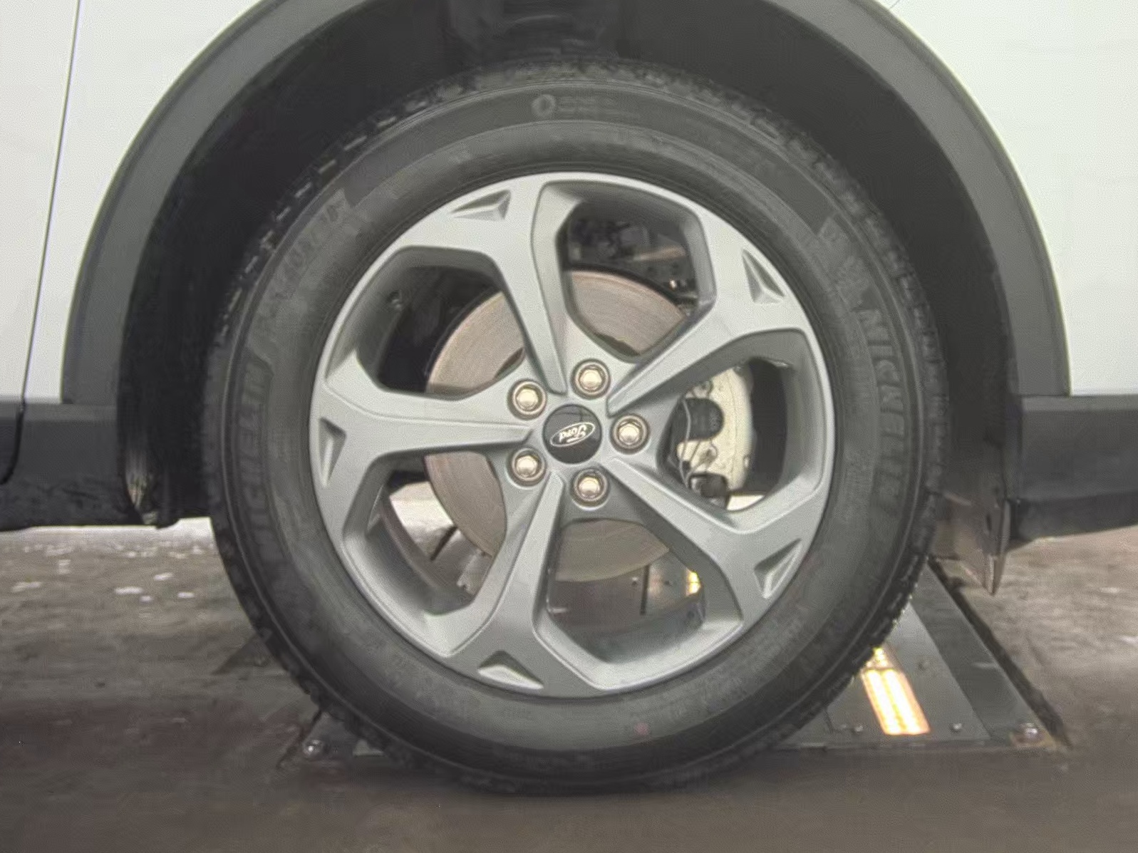 2025 Ford Escape Hybrid ST-Line Elite AWD