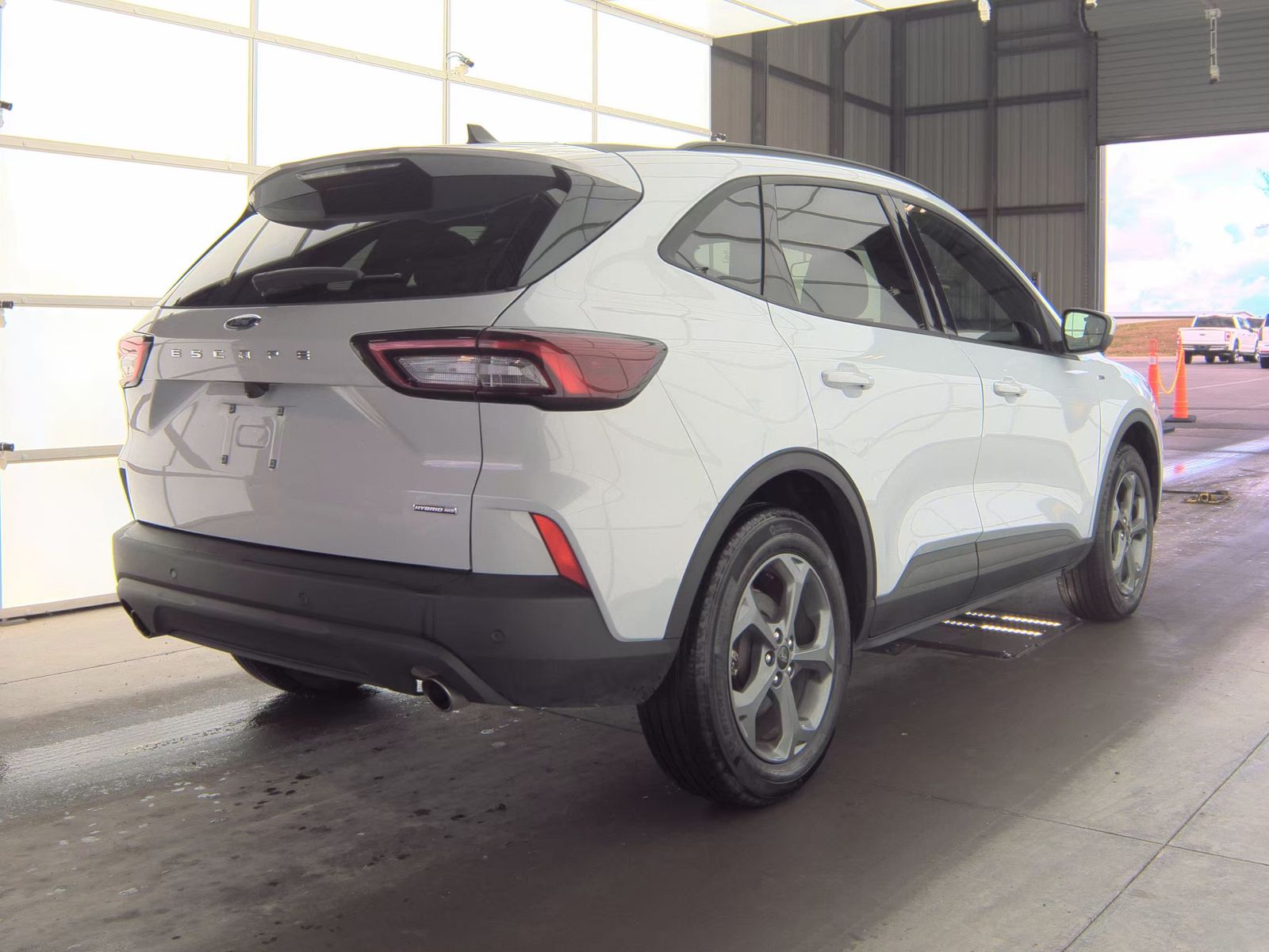 2025 Ford Escape Hybrid ST-Line Elite AWD