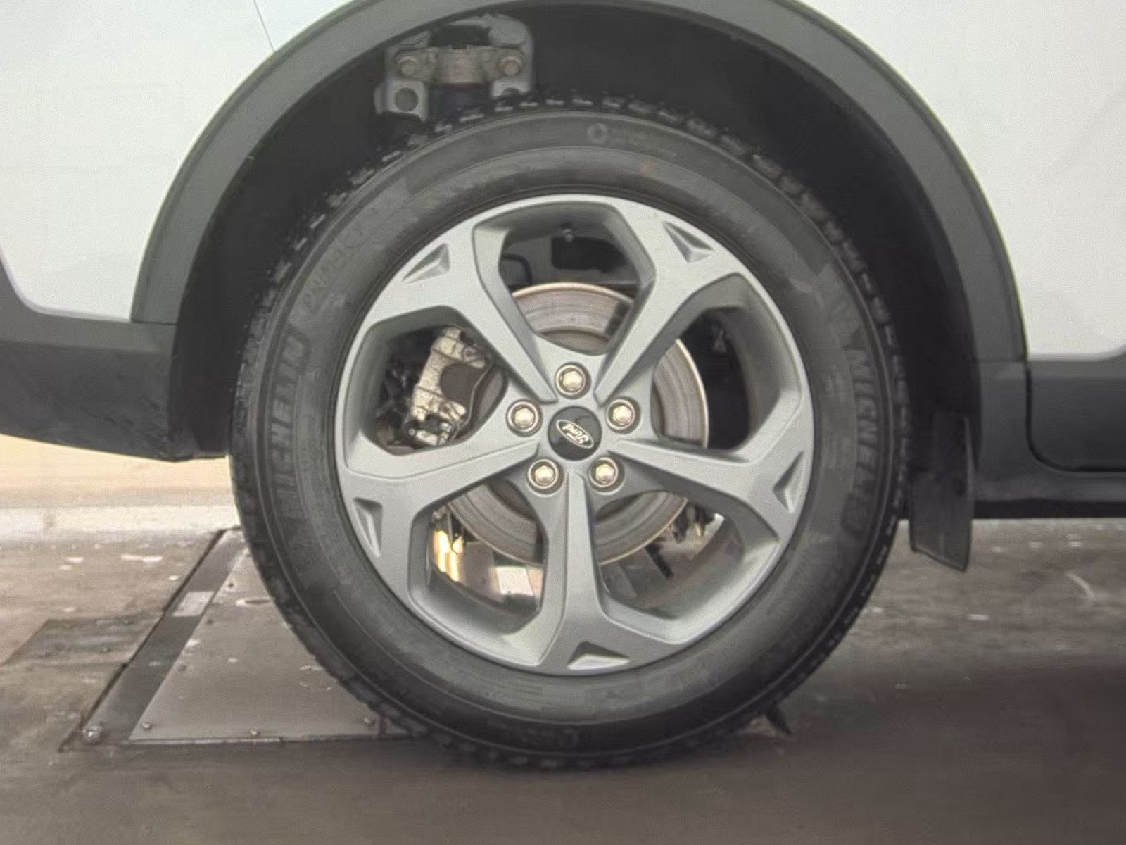 2025 Ford Escape Hybrid ST-Line Elite AWD