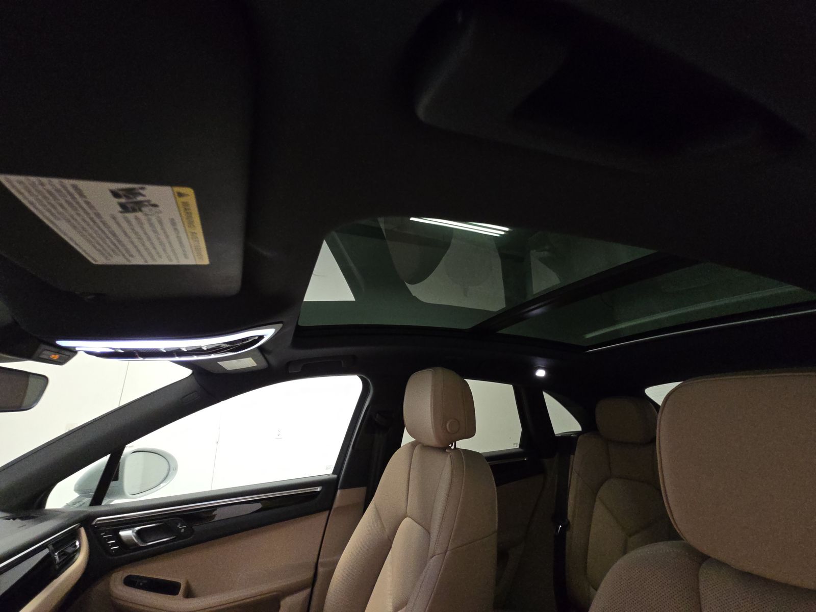 2023 Porsche Macan Base AWD