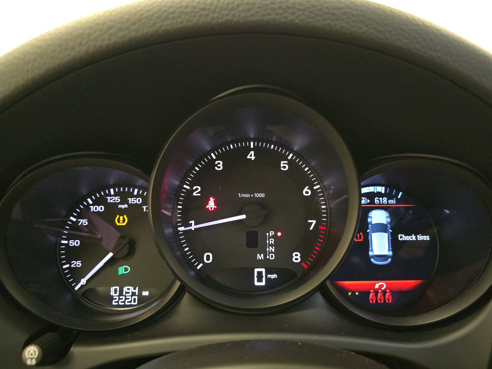 2023 Porsche Macan Base AWD