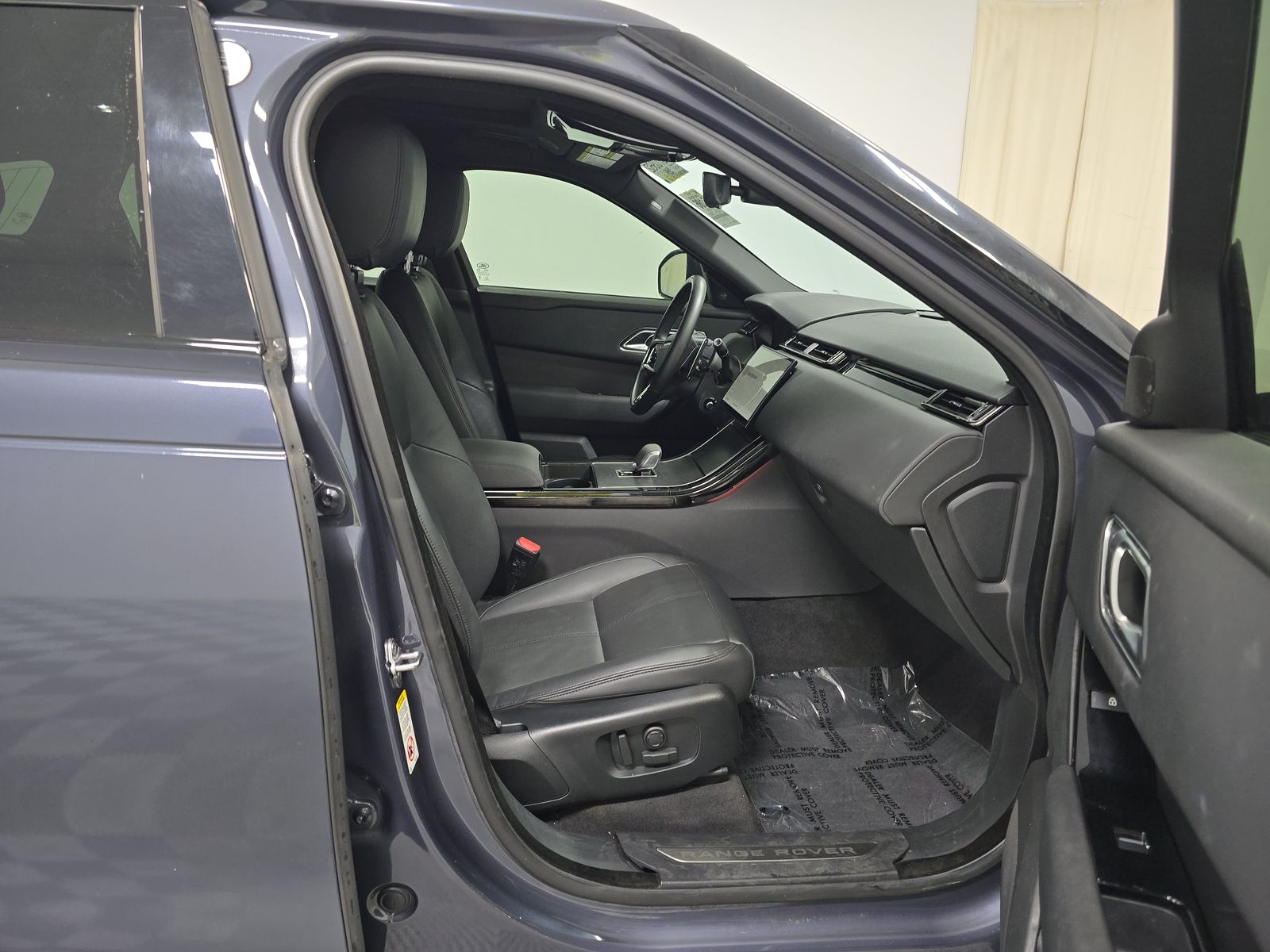 2024 Land Rover Range Rover Velar Dynamic SE AWD