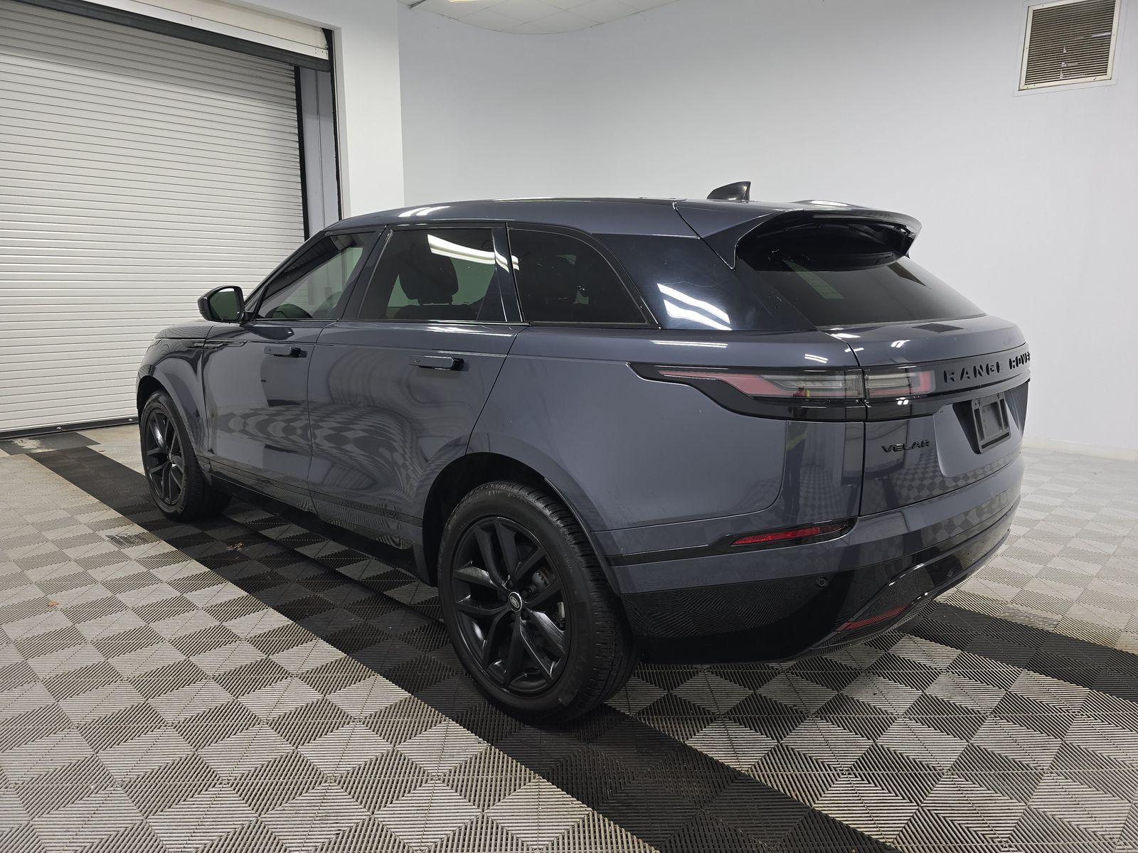 2024 Land Rover Range Rover Velar Dynamic SE AWD