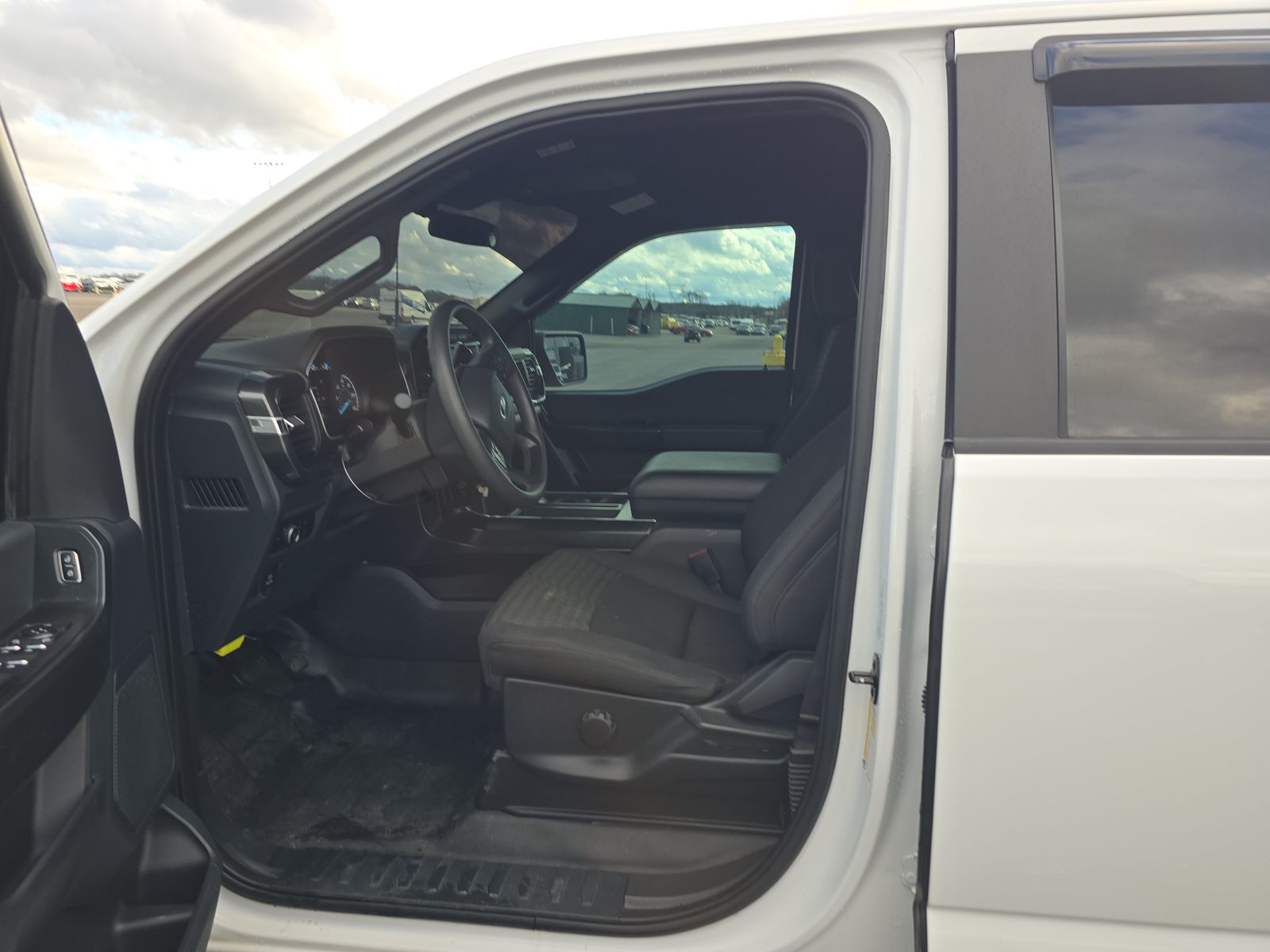 2023 Ford F-150 XL AWD